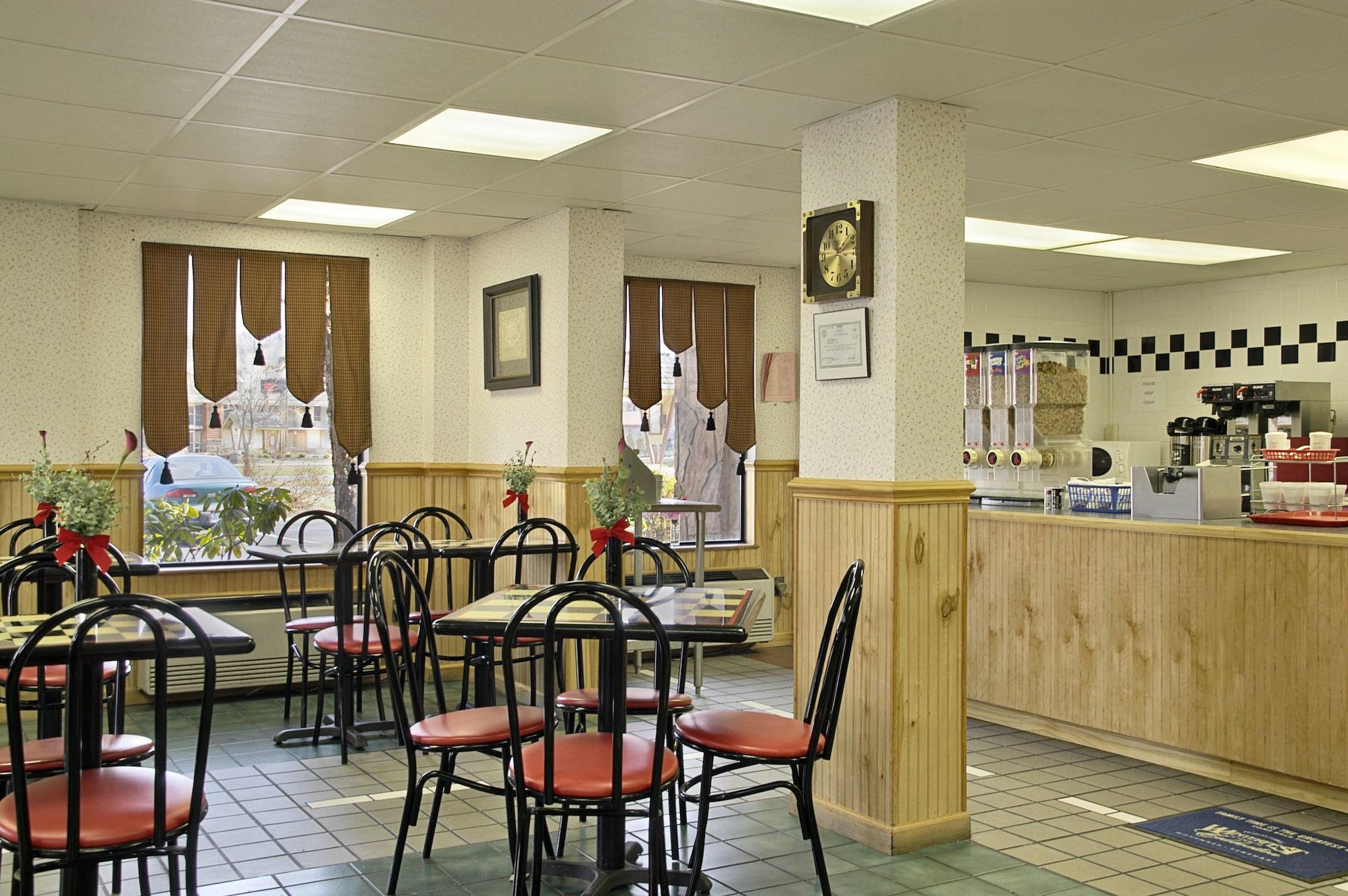 Days Inn by Wyndham Pigeon Forge Parkway