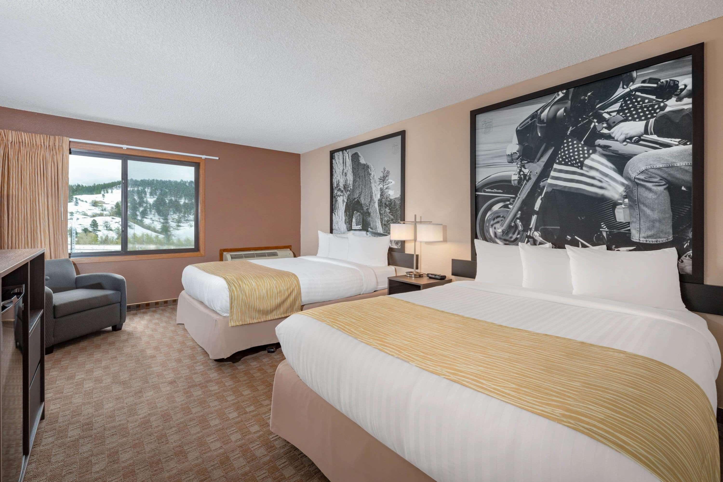 Super 8 By Wyndham Sturgis