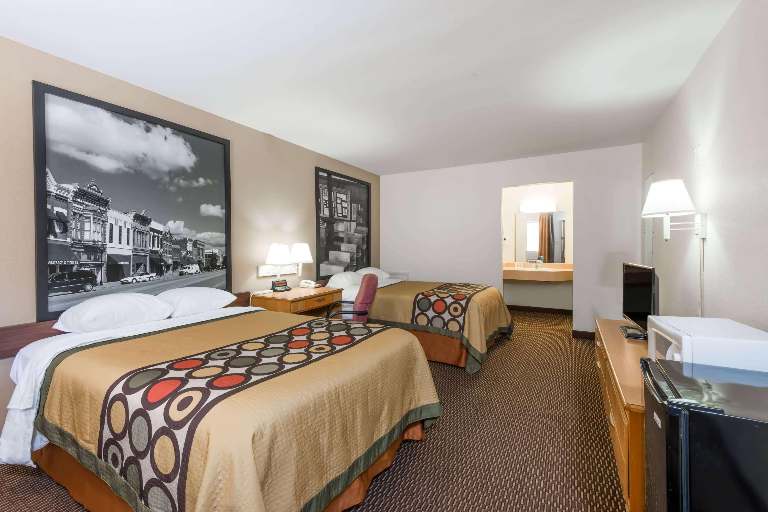 Quad room