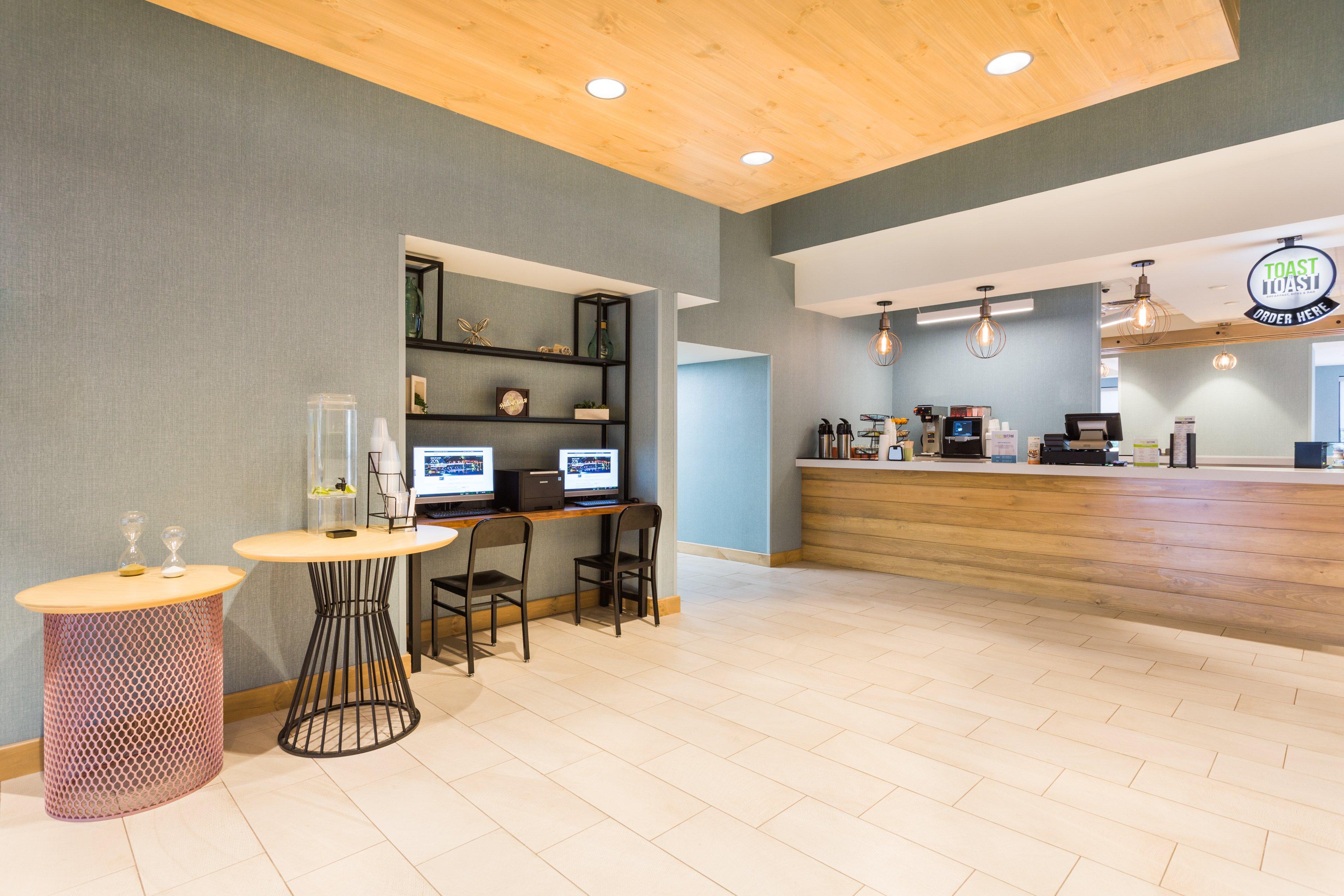 Holiday Inn Boone - University Area