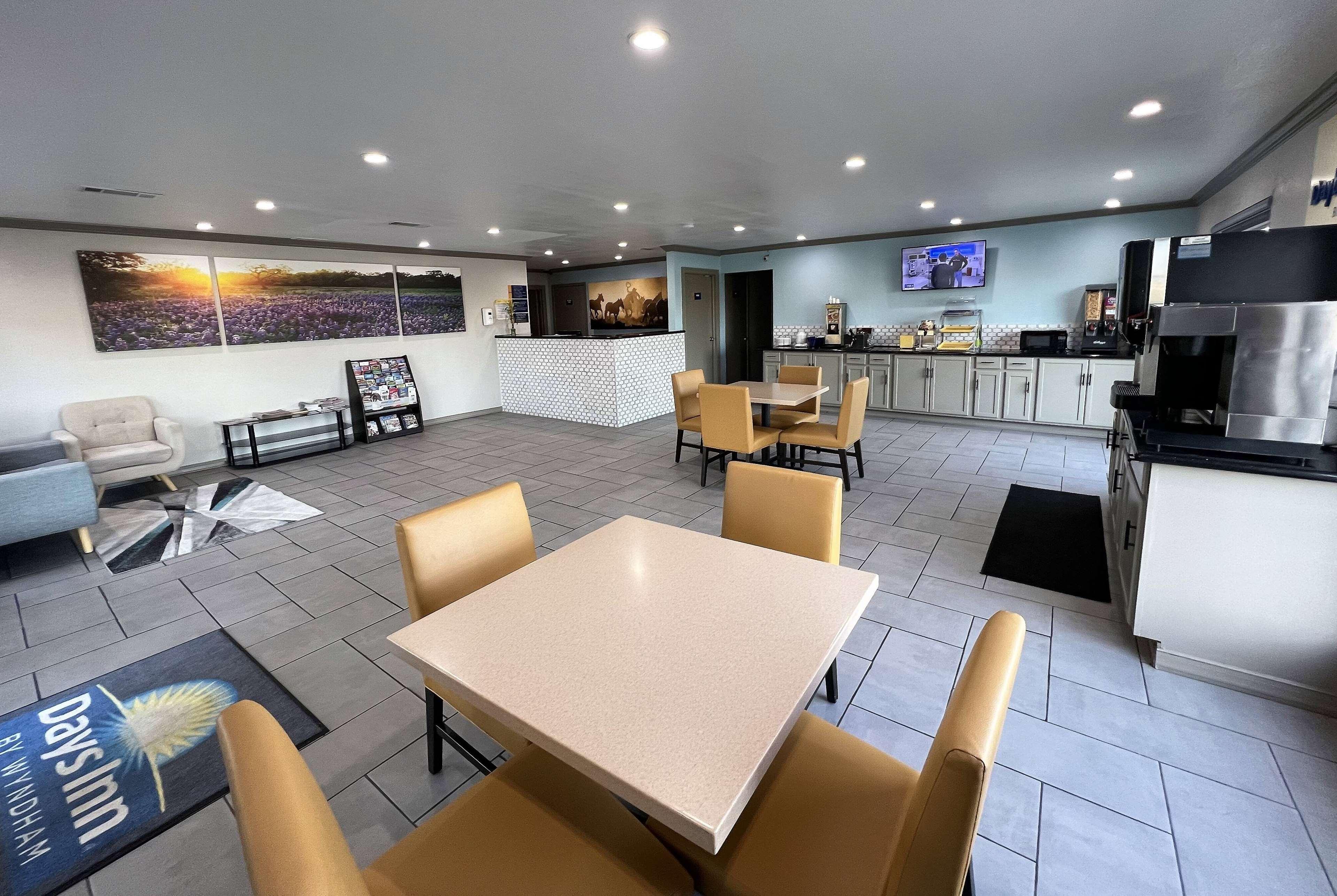 Days Inn By Wyndham Canton (Texas)