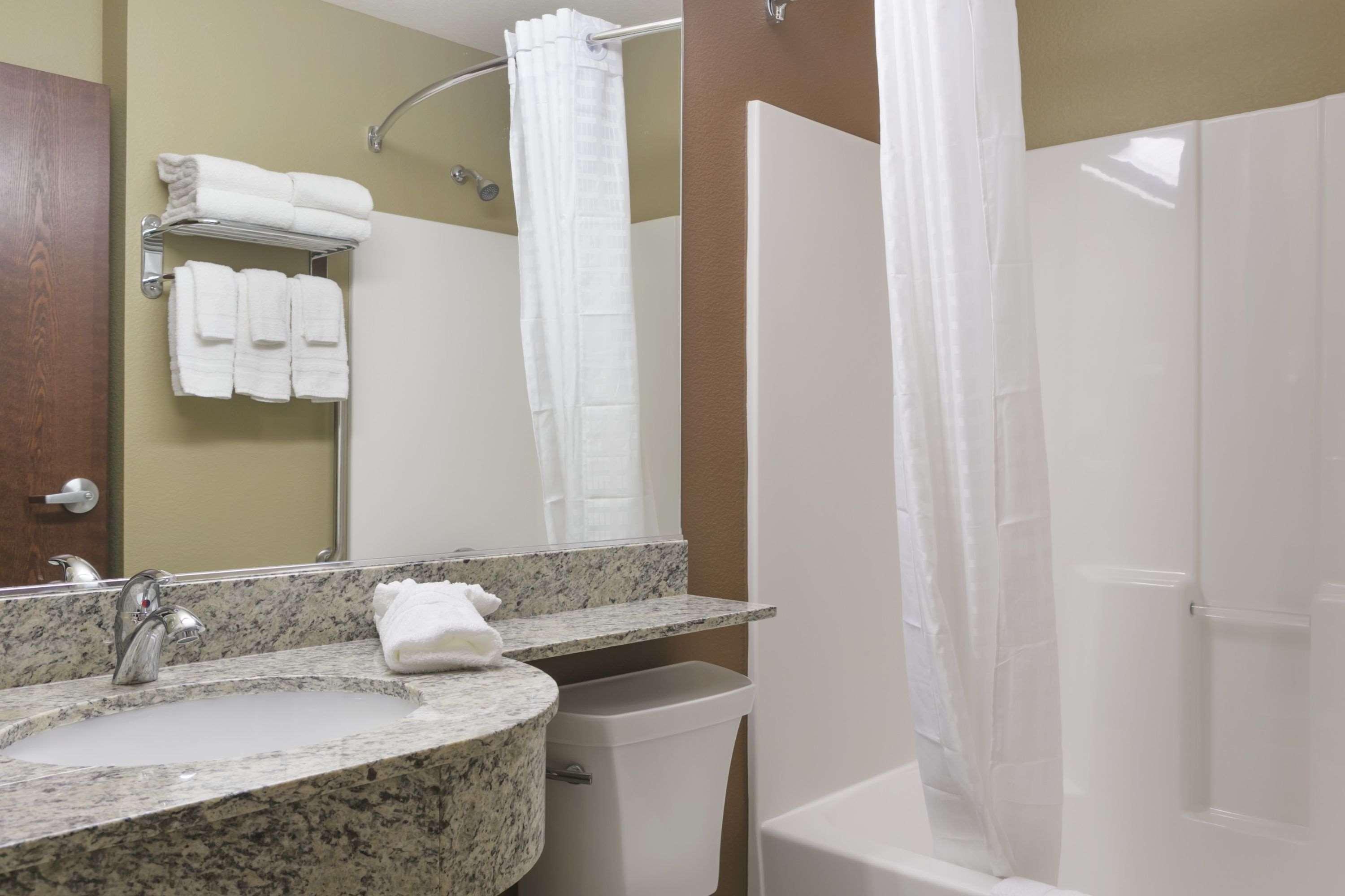 Microtel Inn & Suites By Wyndham Minot