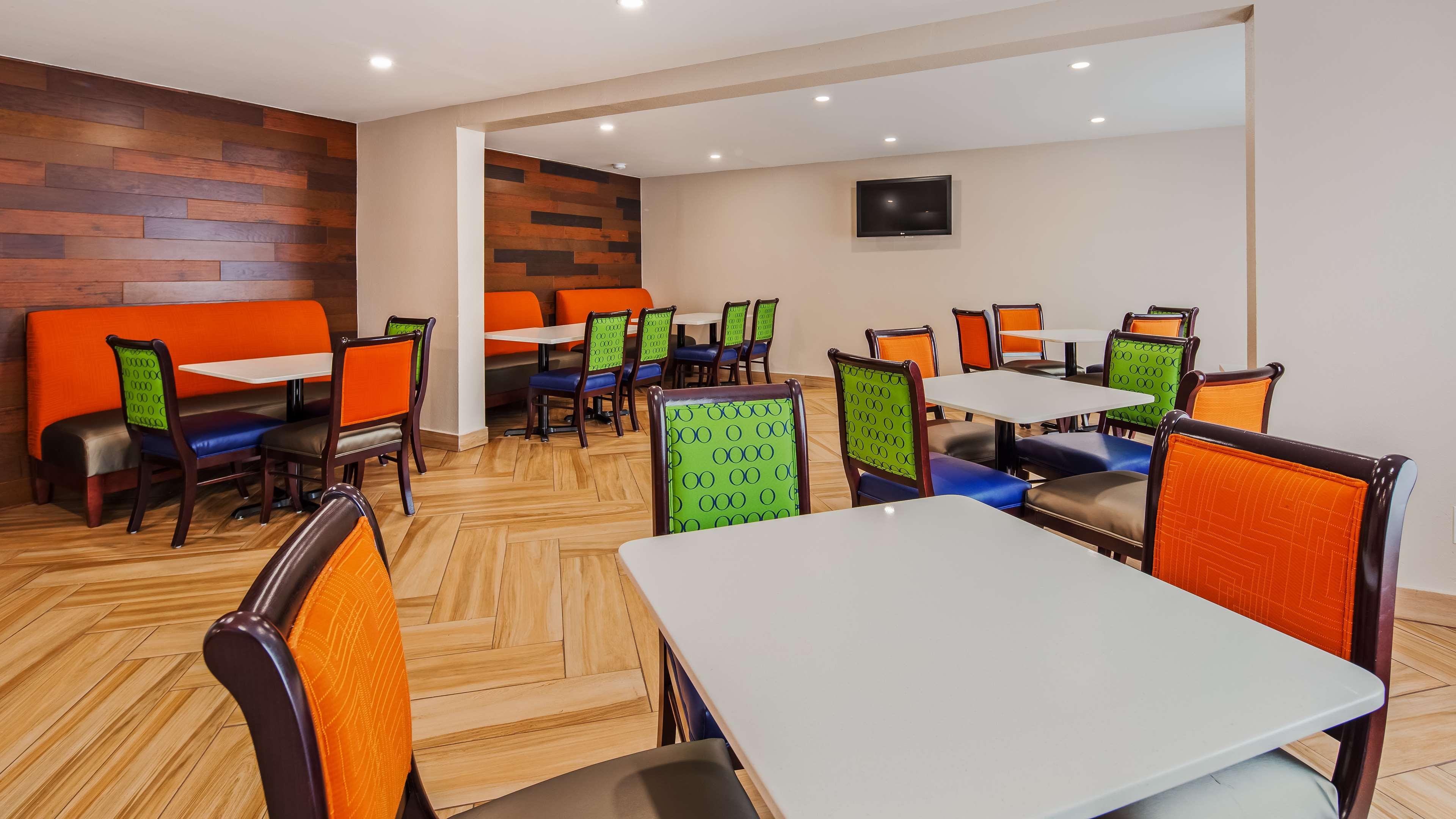 Surestay Hotel by Best Western Florence