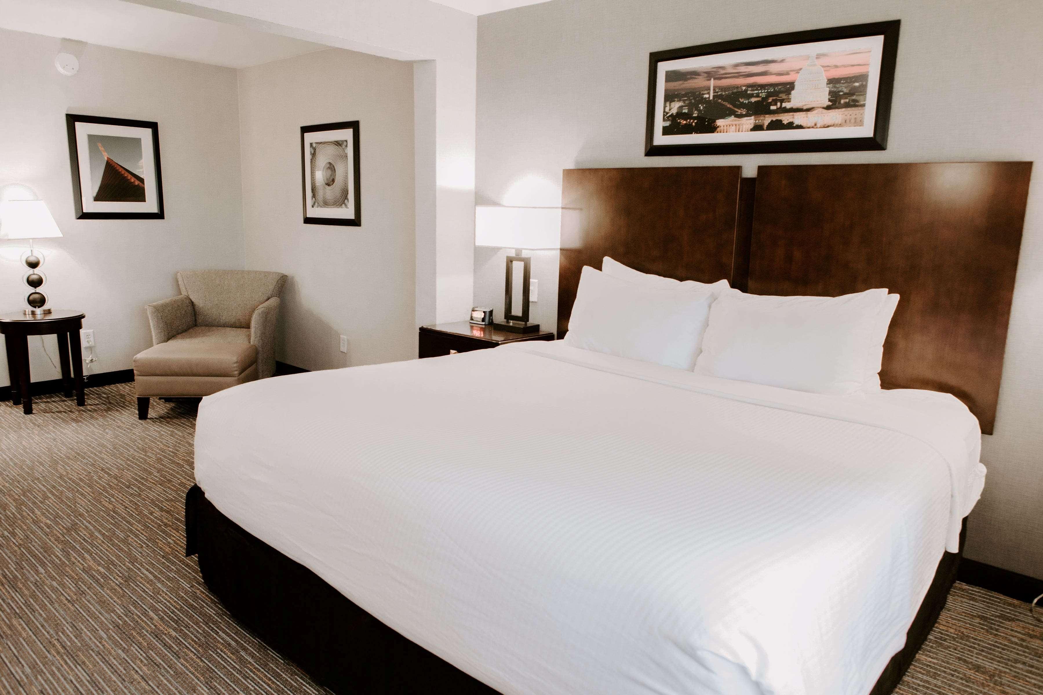 Wingate By Wyndham Chantilly / Dulles Airport