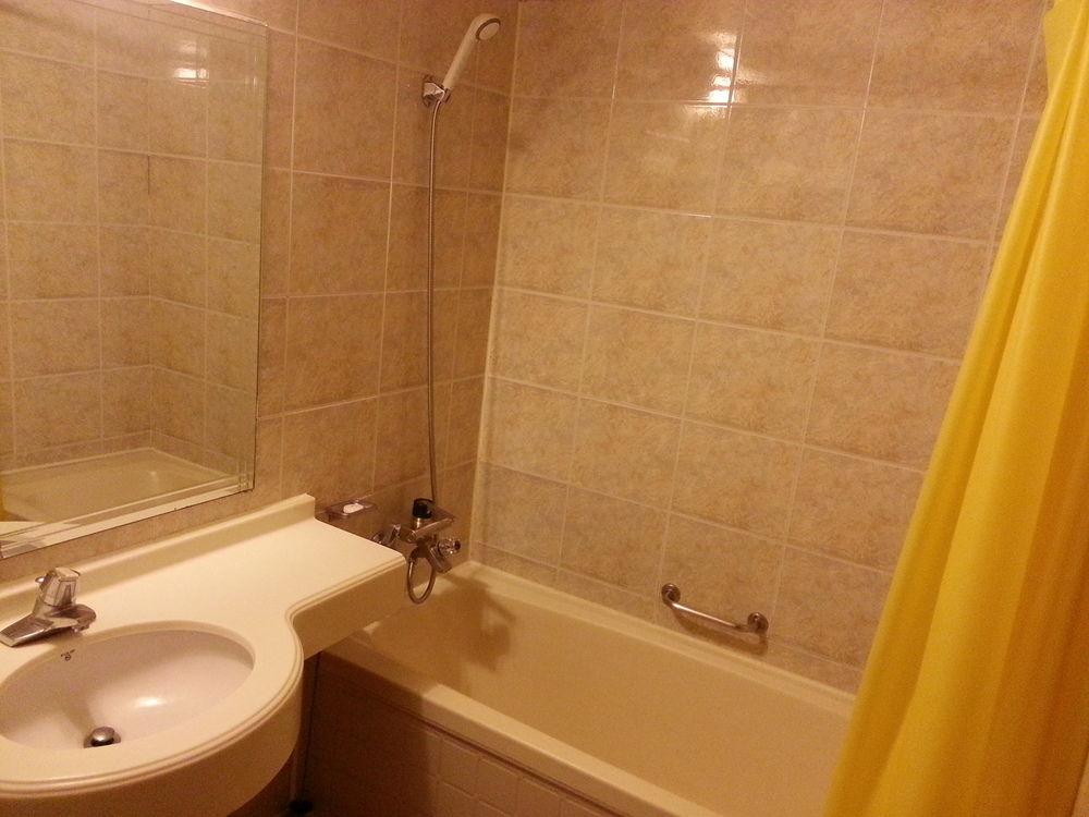 Itaewon Crown Tourist Hotel by null