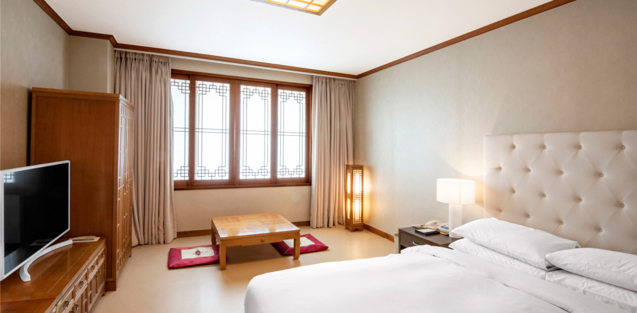 Nongsim Hotel by null