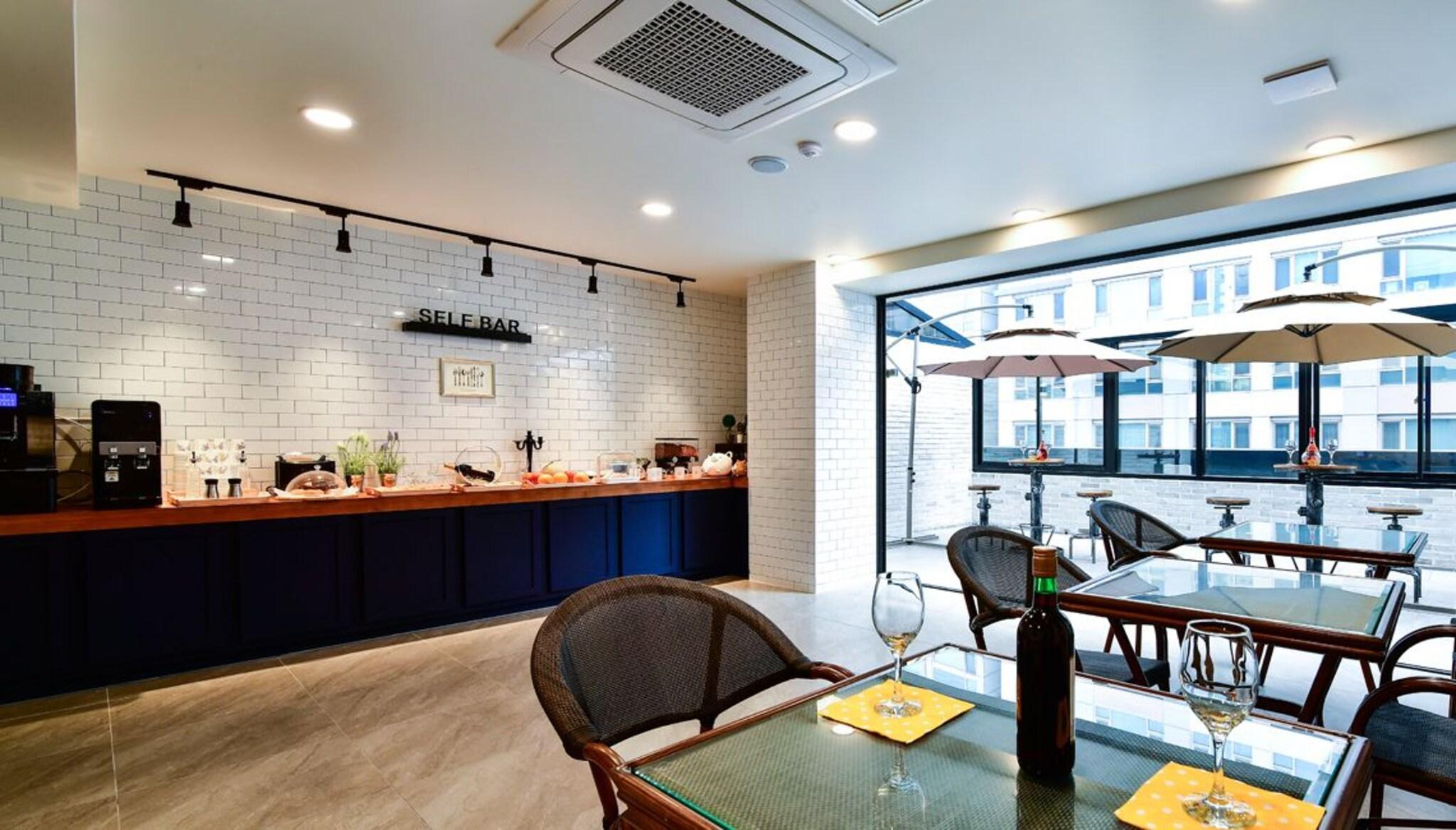 Suwon Ritz Hotel