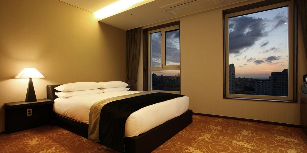 Hotel Leo