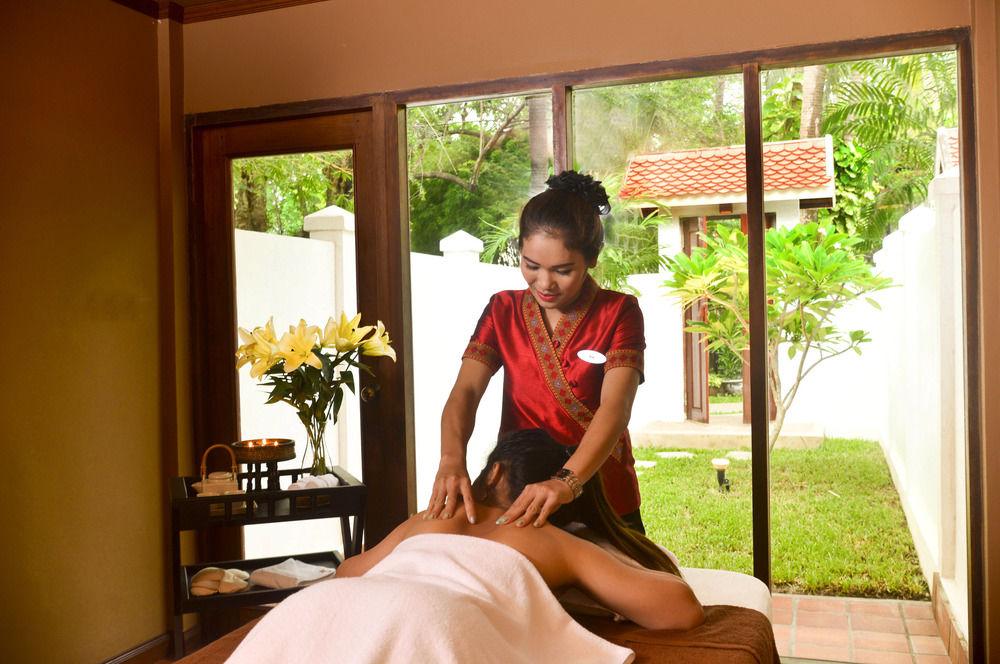 Settha Palace Hotel by null