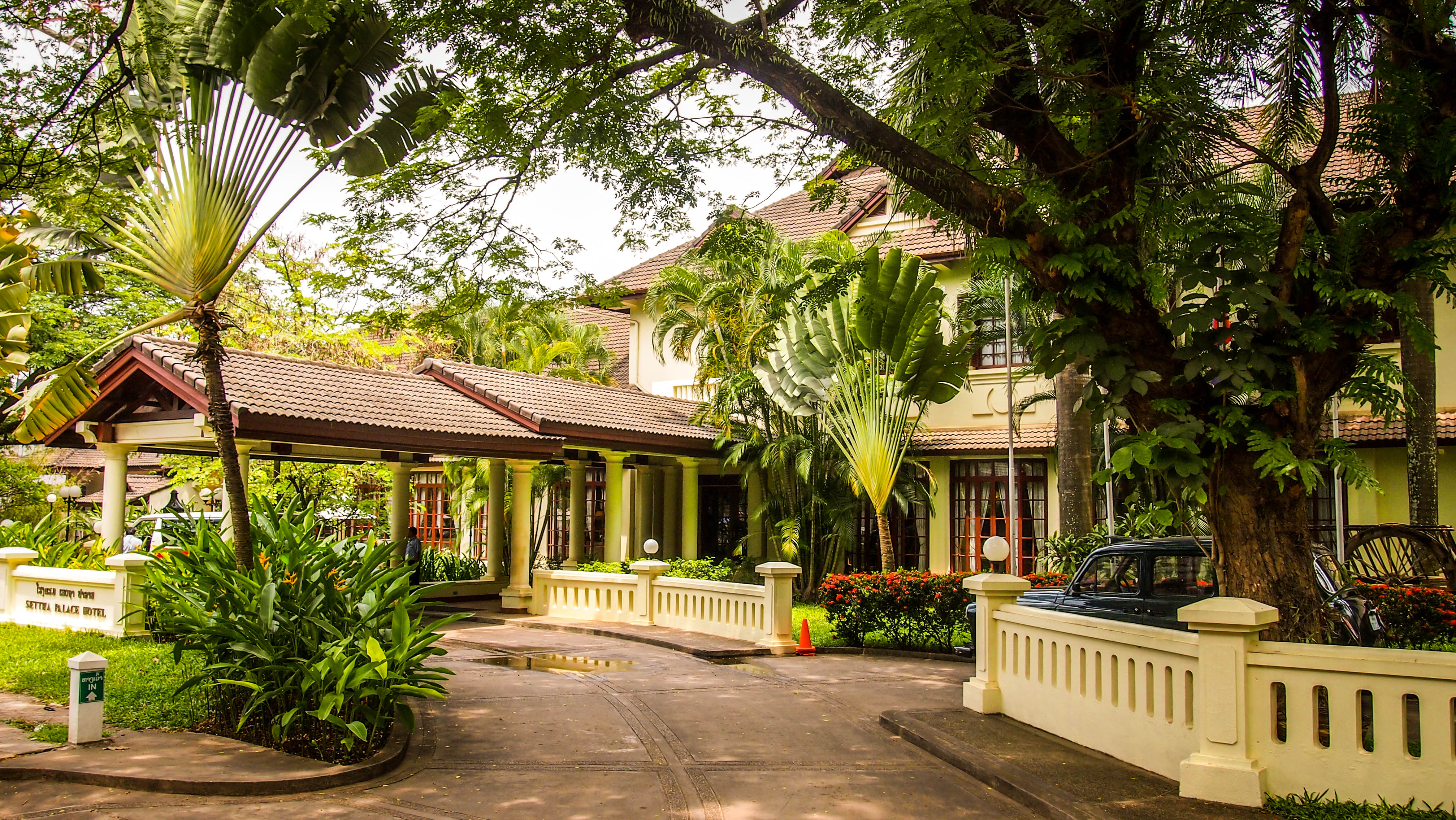 Settha Palace Hotel by null