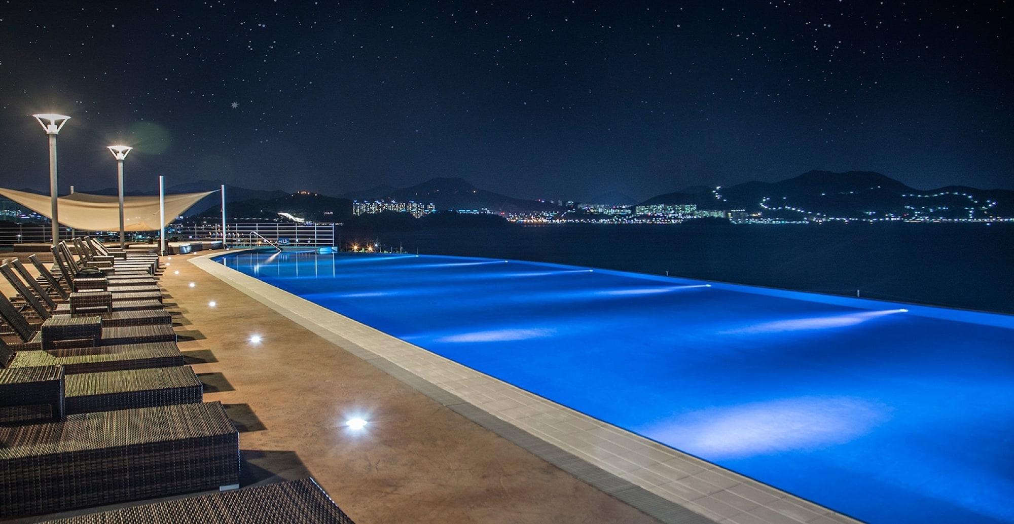 The Ocean Resort by null