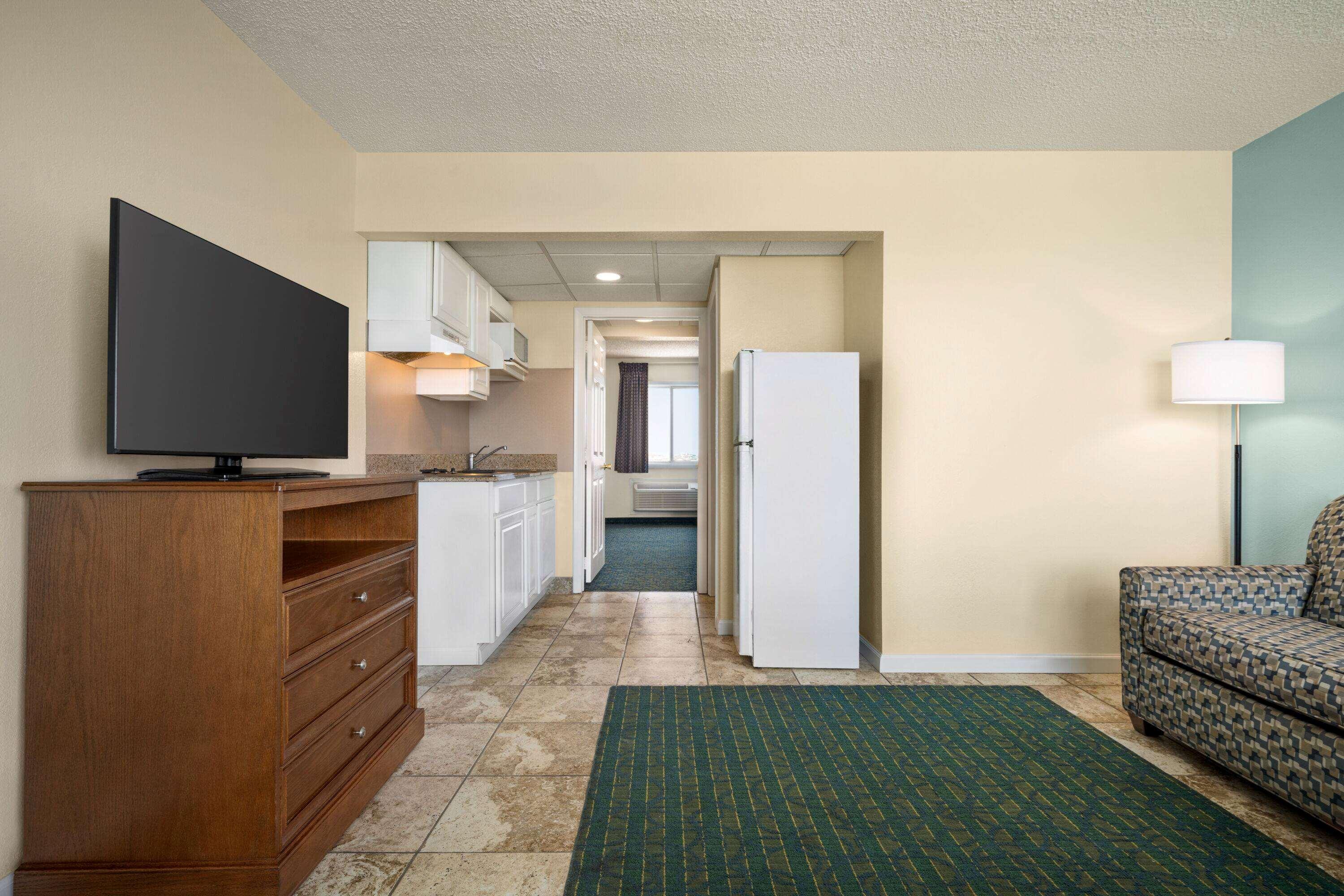 Days Inn & Suites by Wyndham Wildwood
