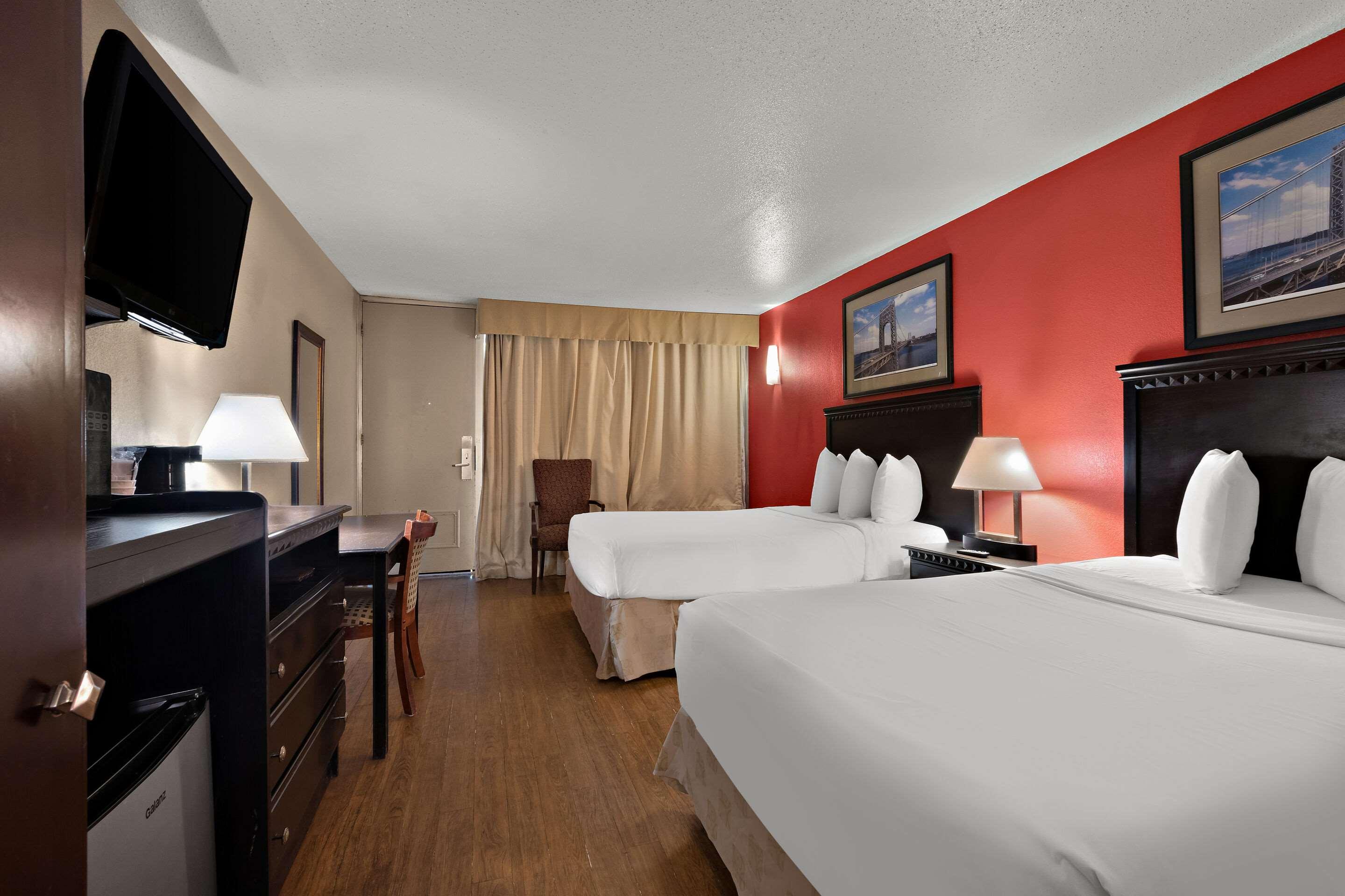 Quality Inn Wayne