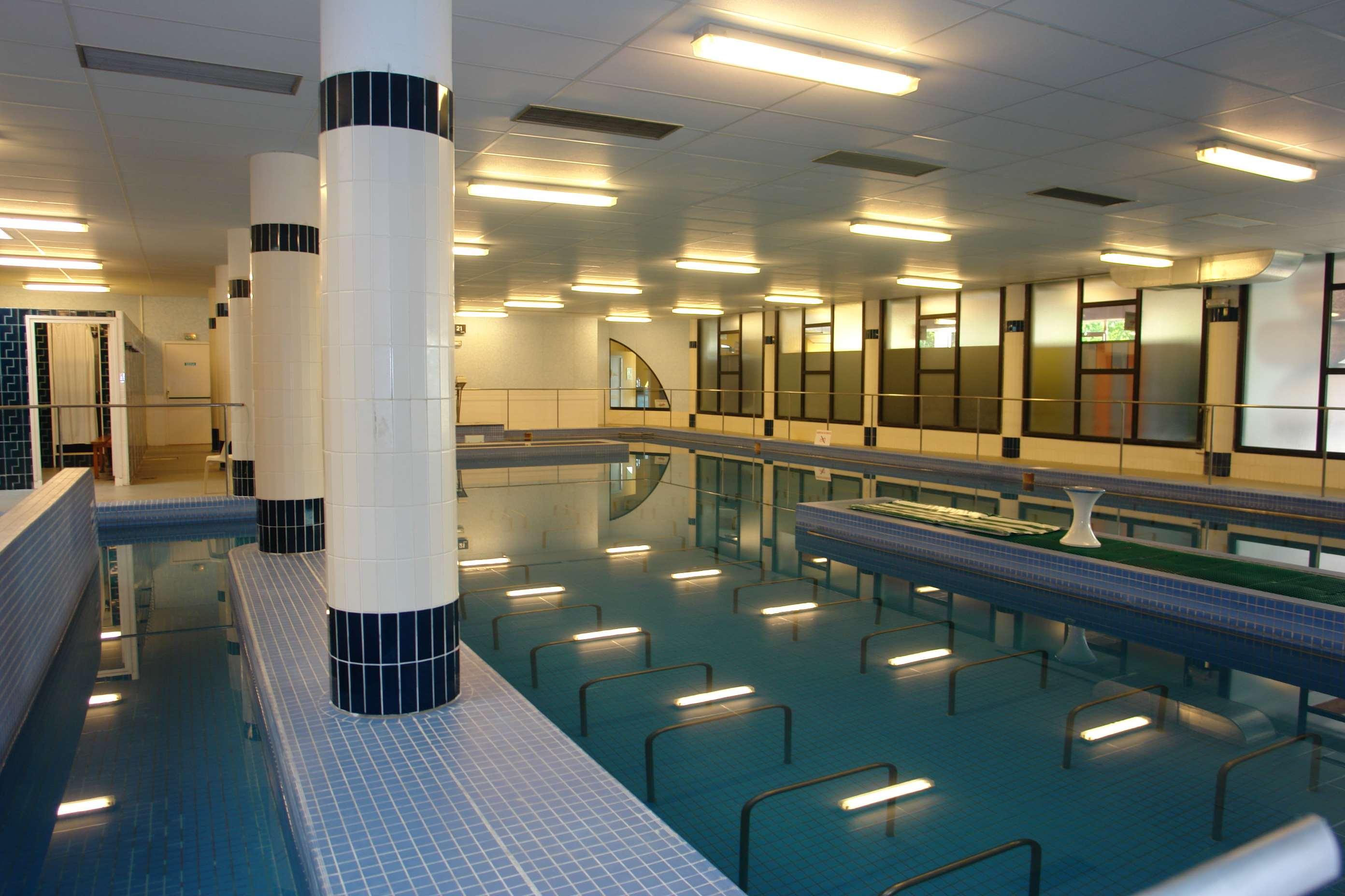 BRIT HOTEL DU LAC by null