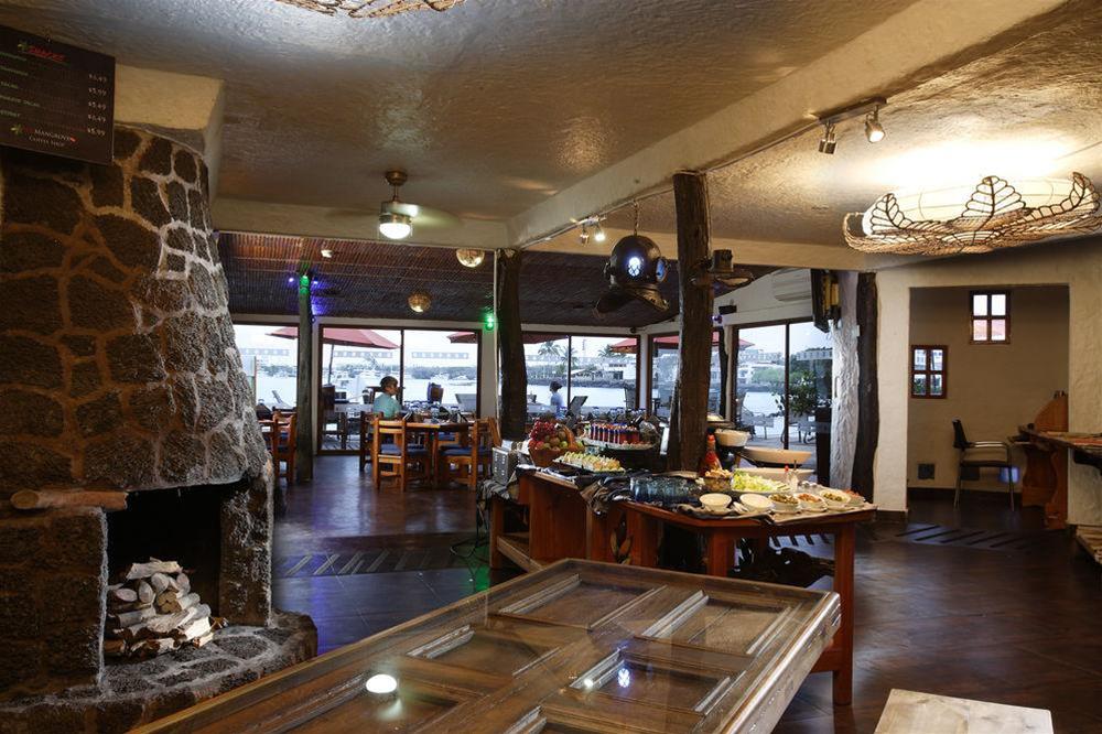 Red Mangrove Aventura Lodge by null