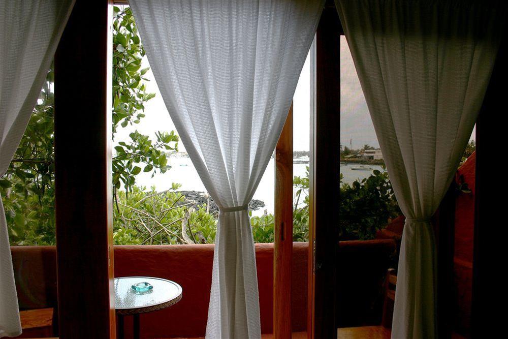 Red Mangrove Aventura Lodge by null