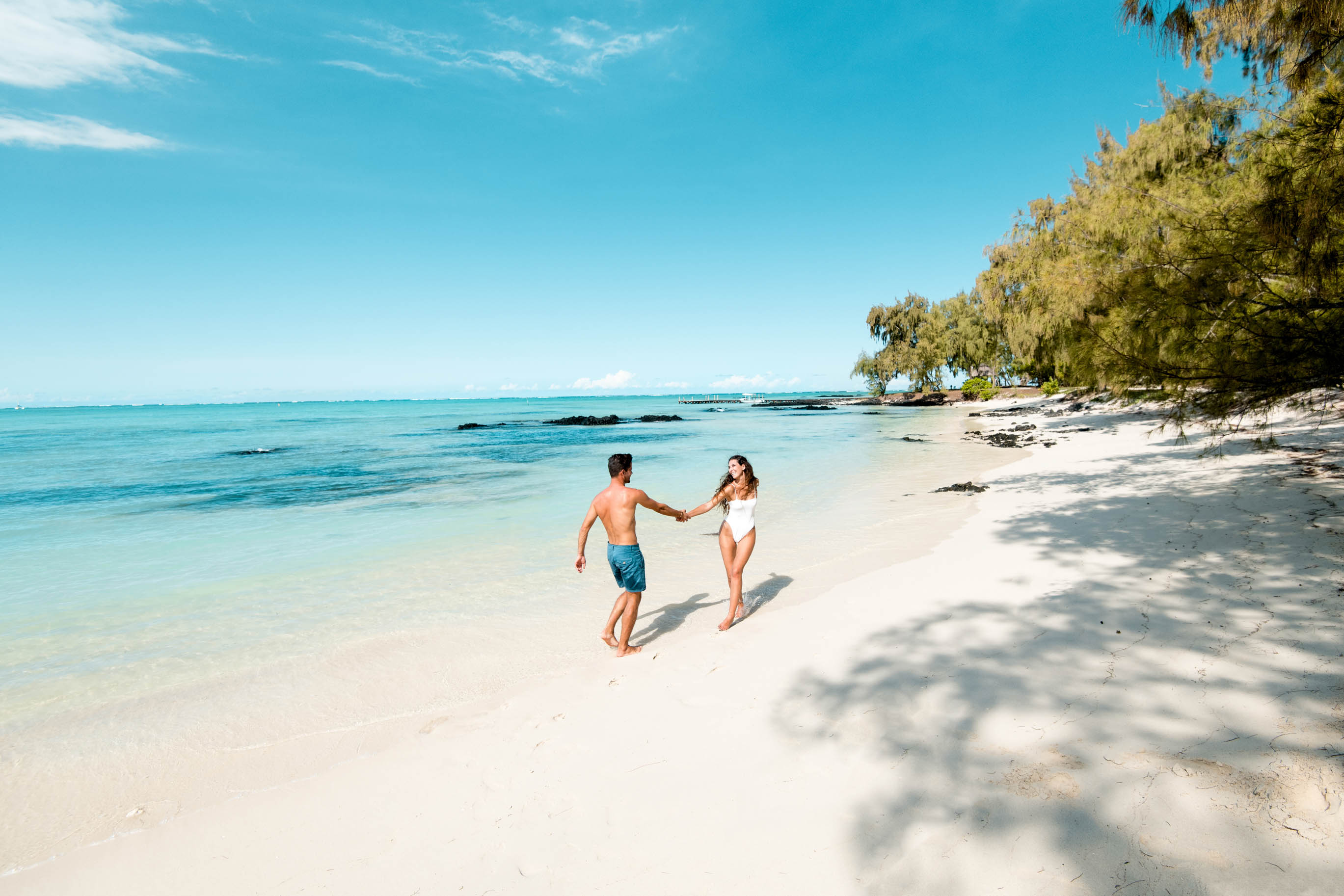 香格里拉毛里求斯度假村海滩的照片 具有非常干净级别的清洁度