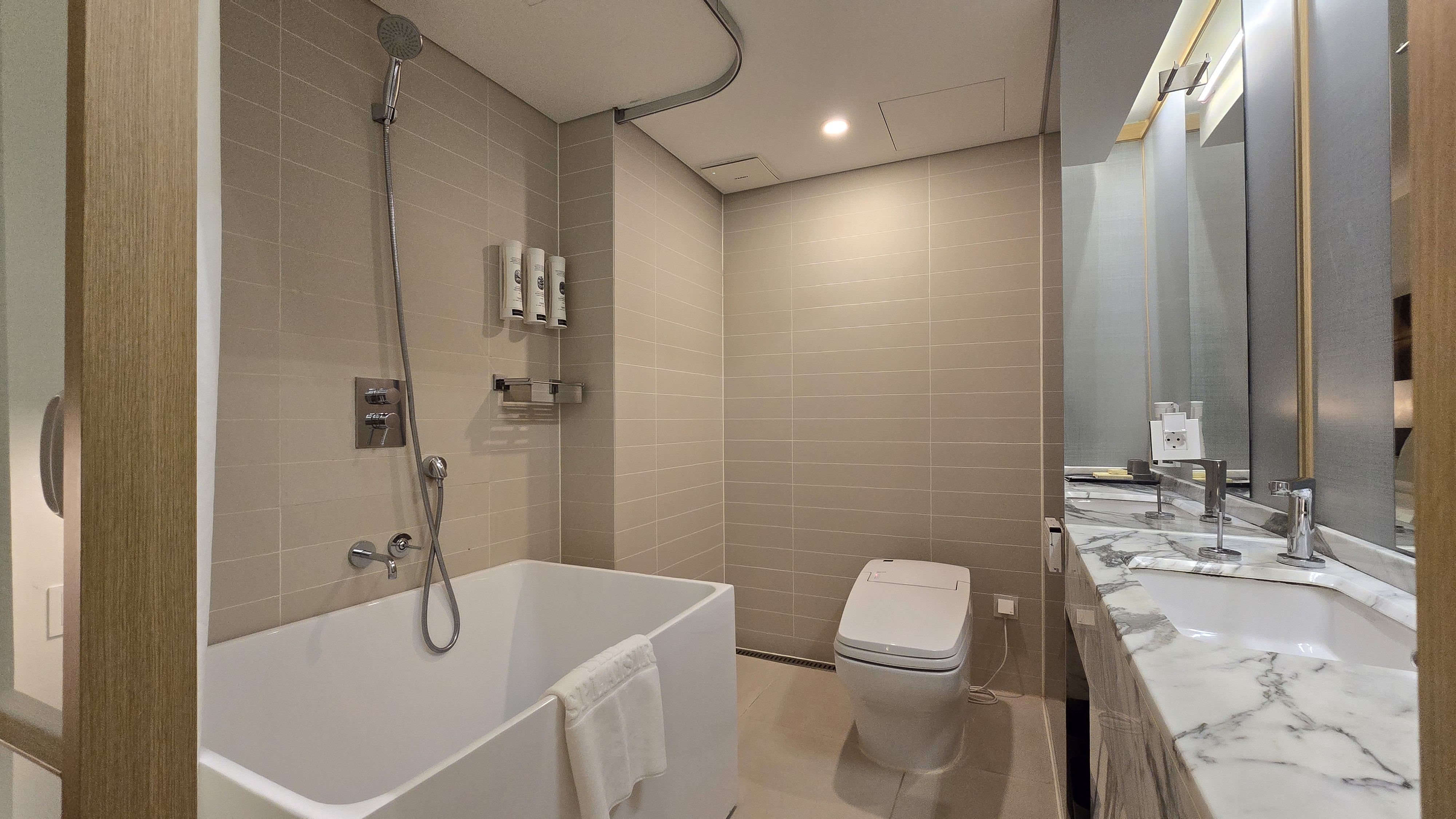 Sotetsu Hotels The Splaisir Seoul Myeongdong by null