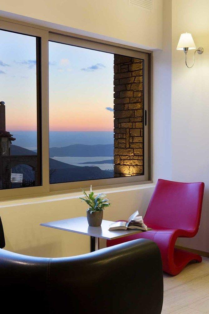 Nidimos Hotel by null