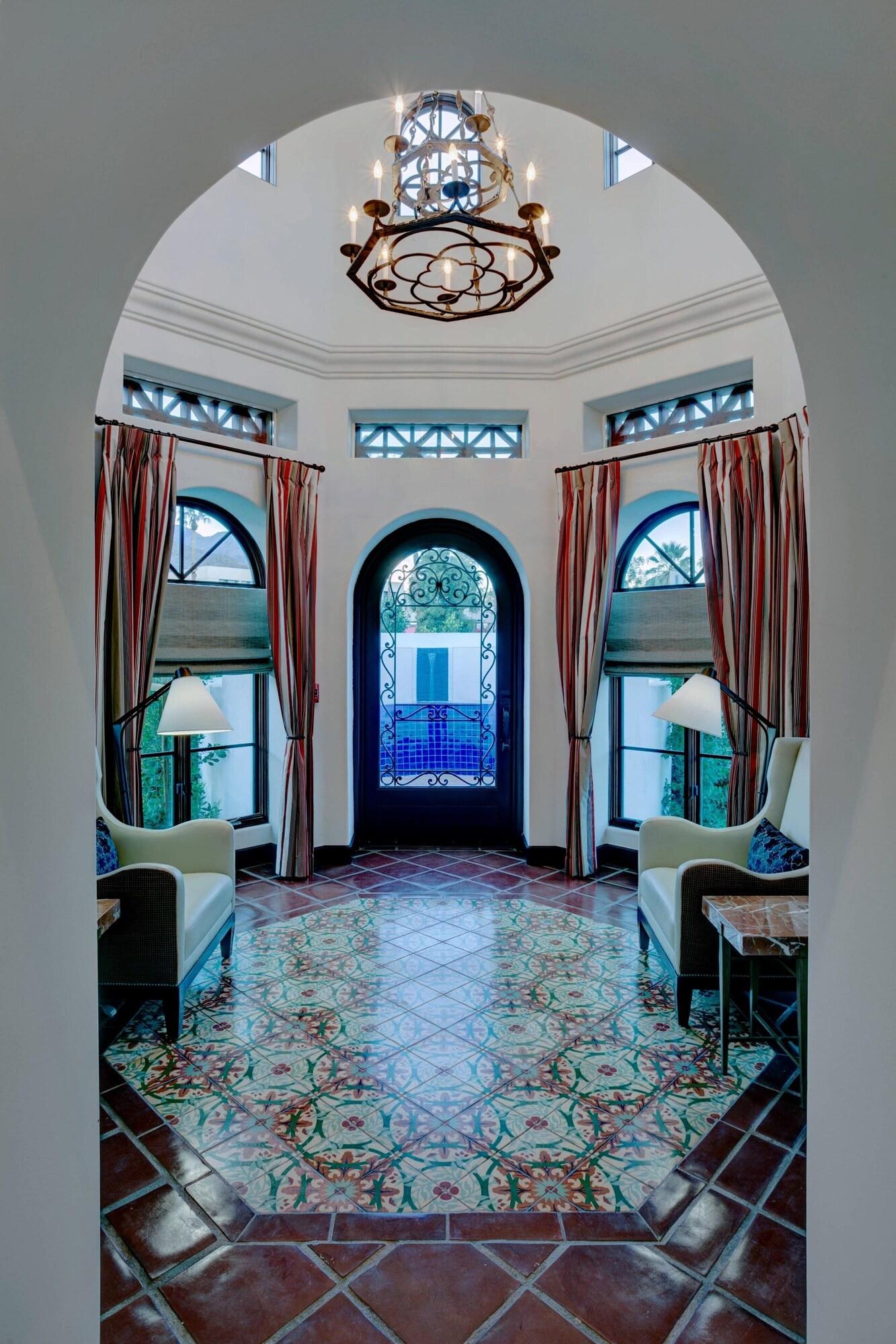 Triada Palm Springs, Autograph Collection by null