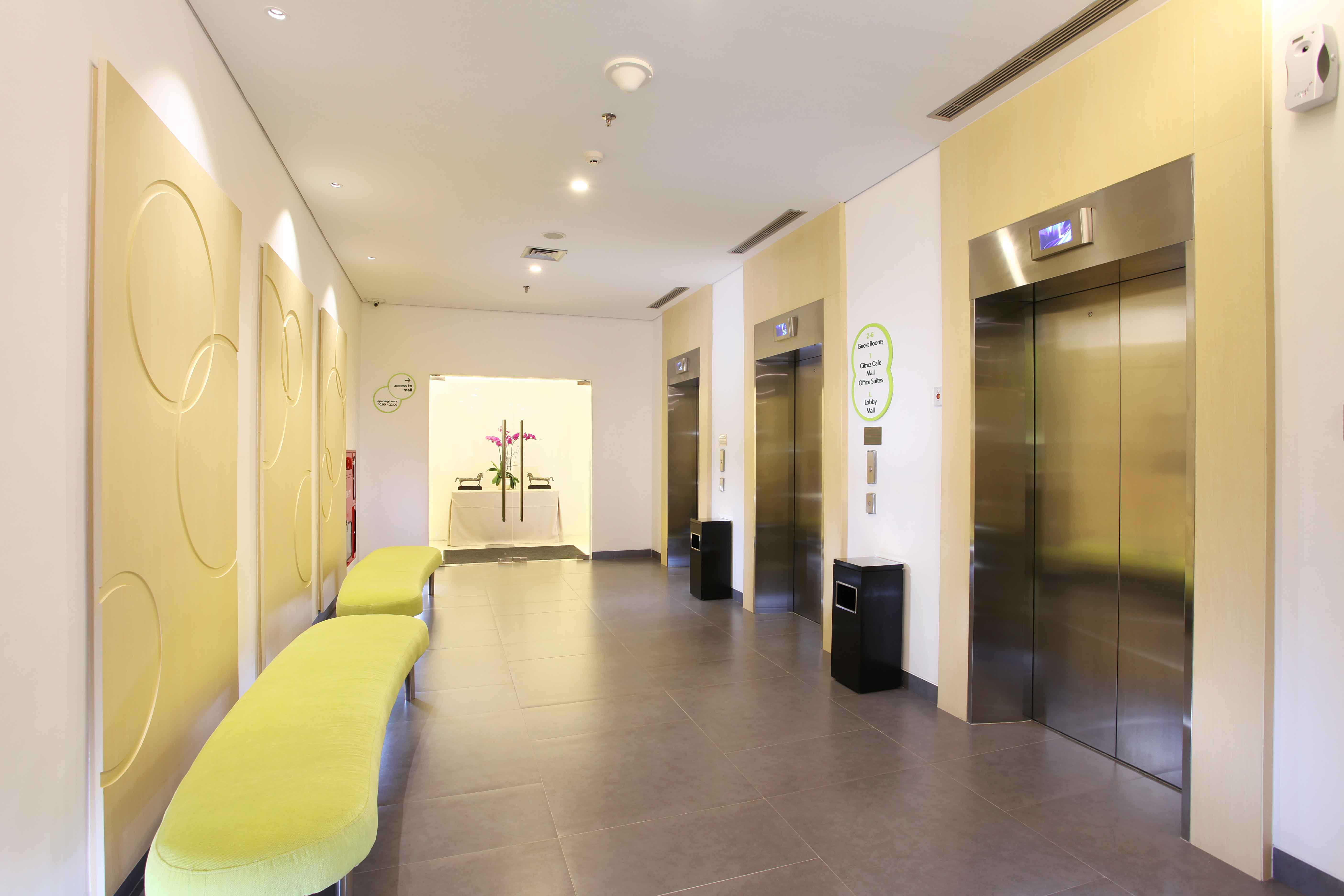 Zest Hotel Airport Jakarta