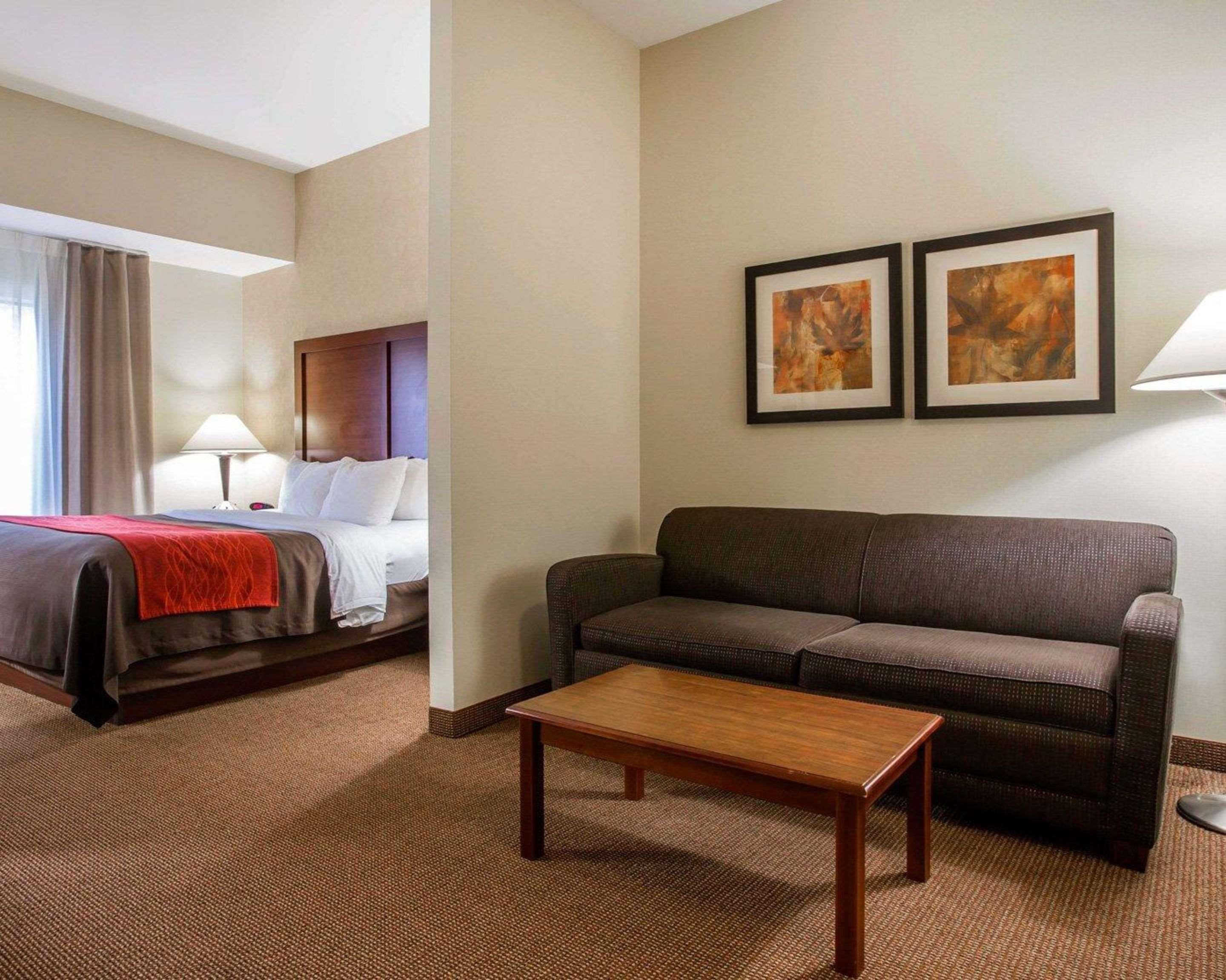 Comfort Inn & Suites adj to Akwesasne Mohawk Casin