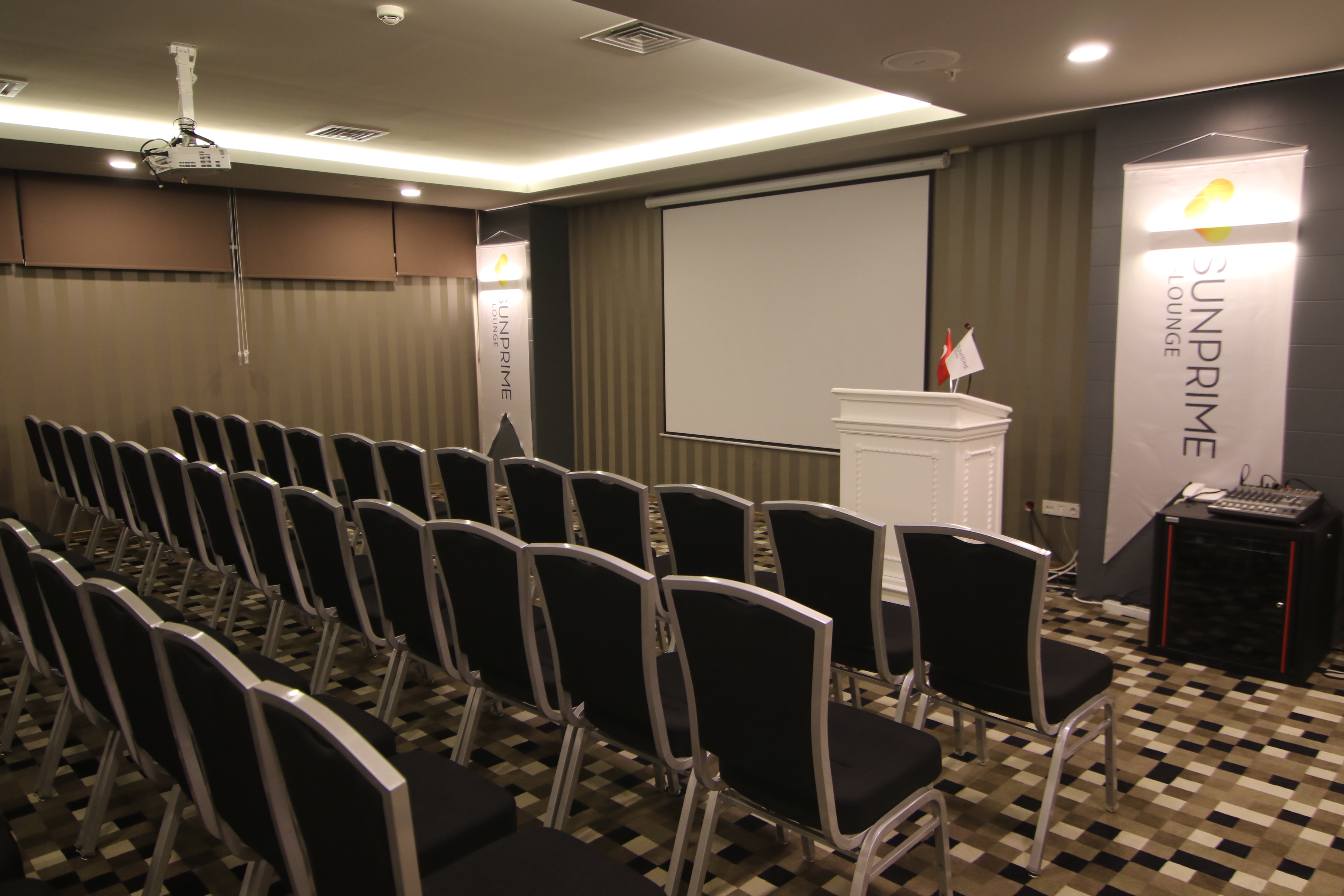 Sunprime C-Lounge - фото