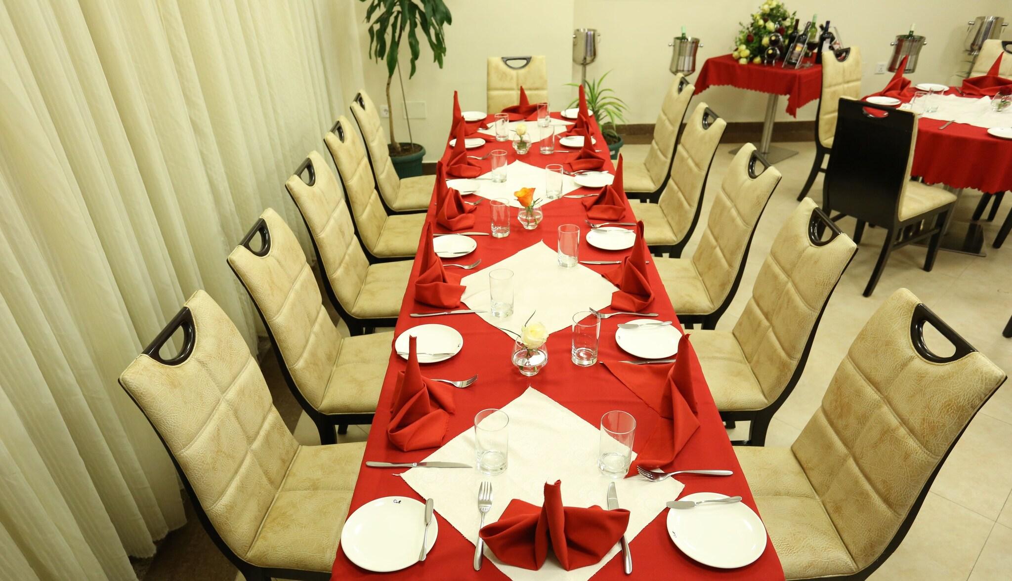 Caravan Hotel