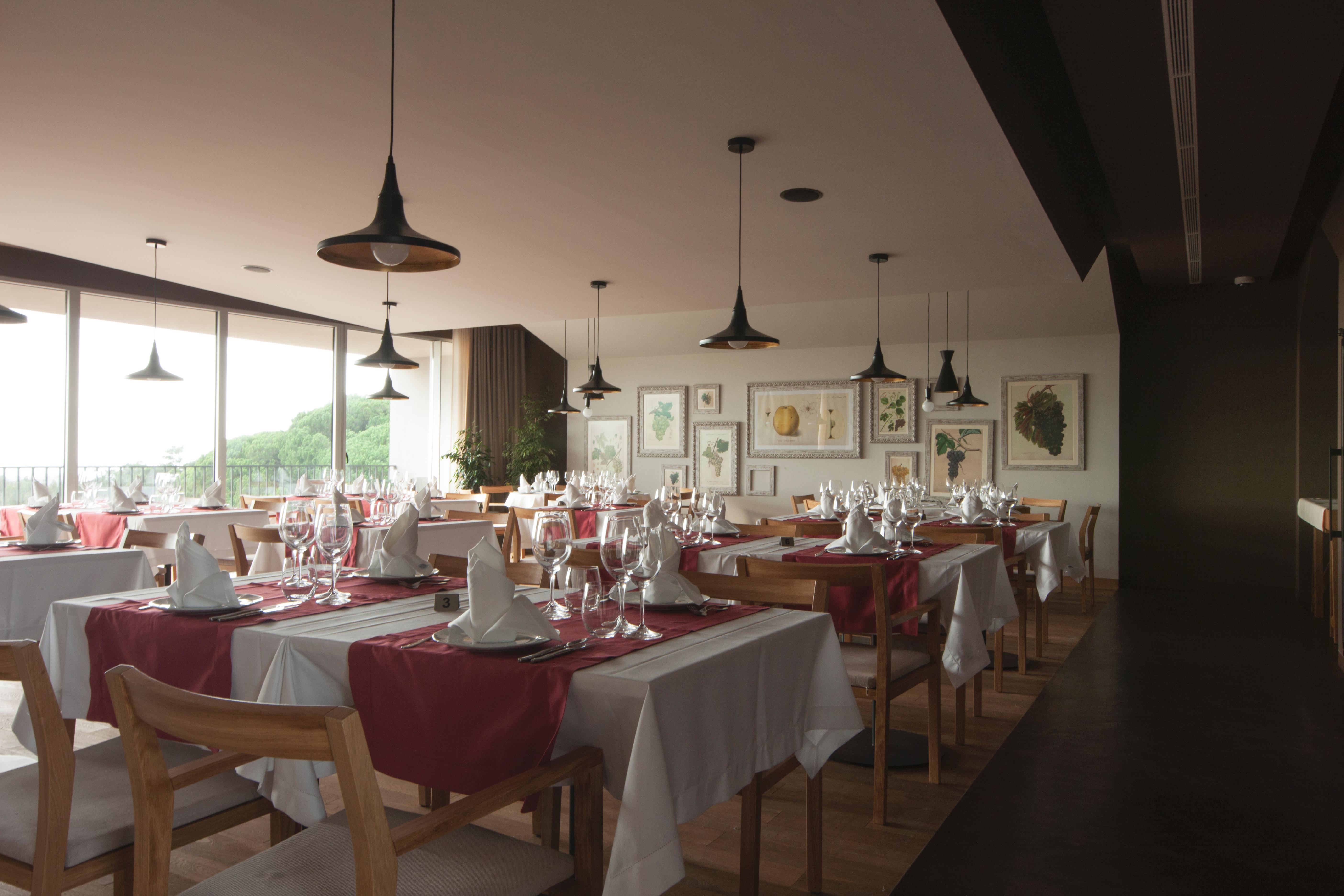 Vale D’Azenha Hotel & Residences