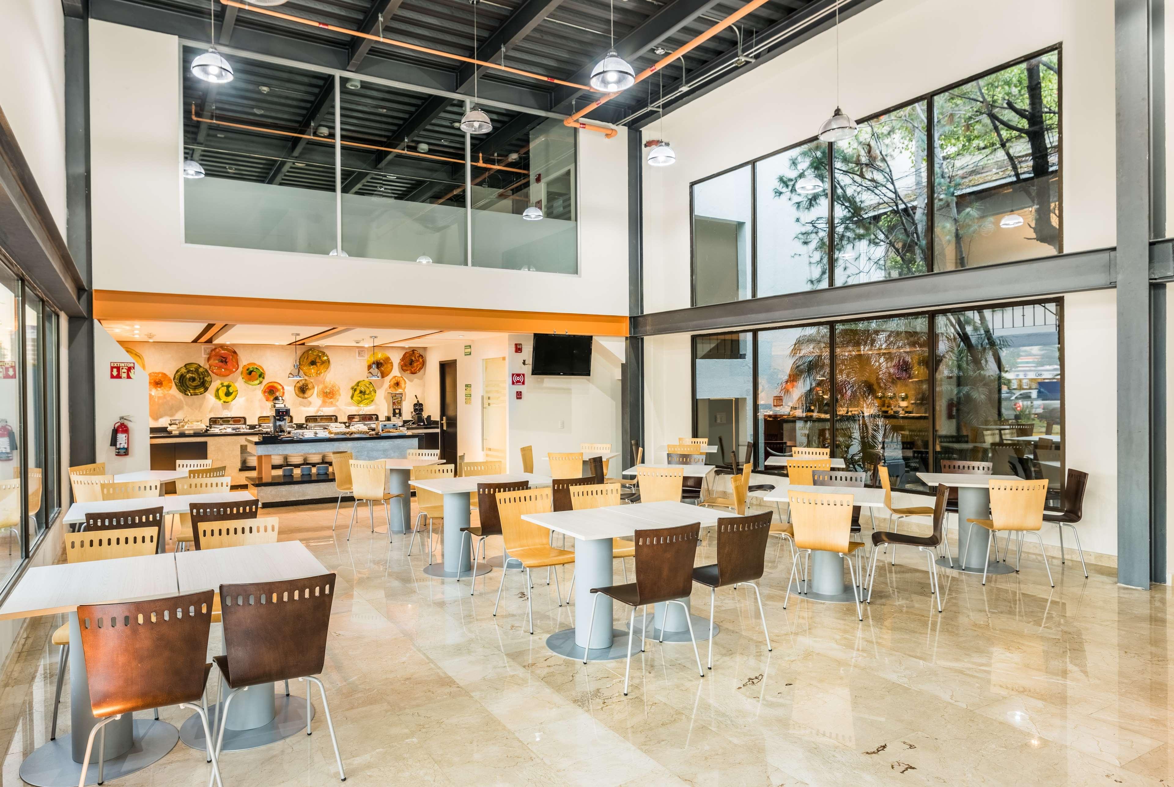 Wyndham Garden Guadalajara Expo