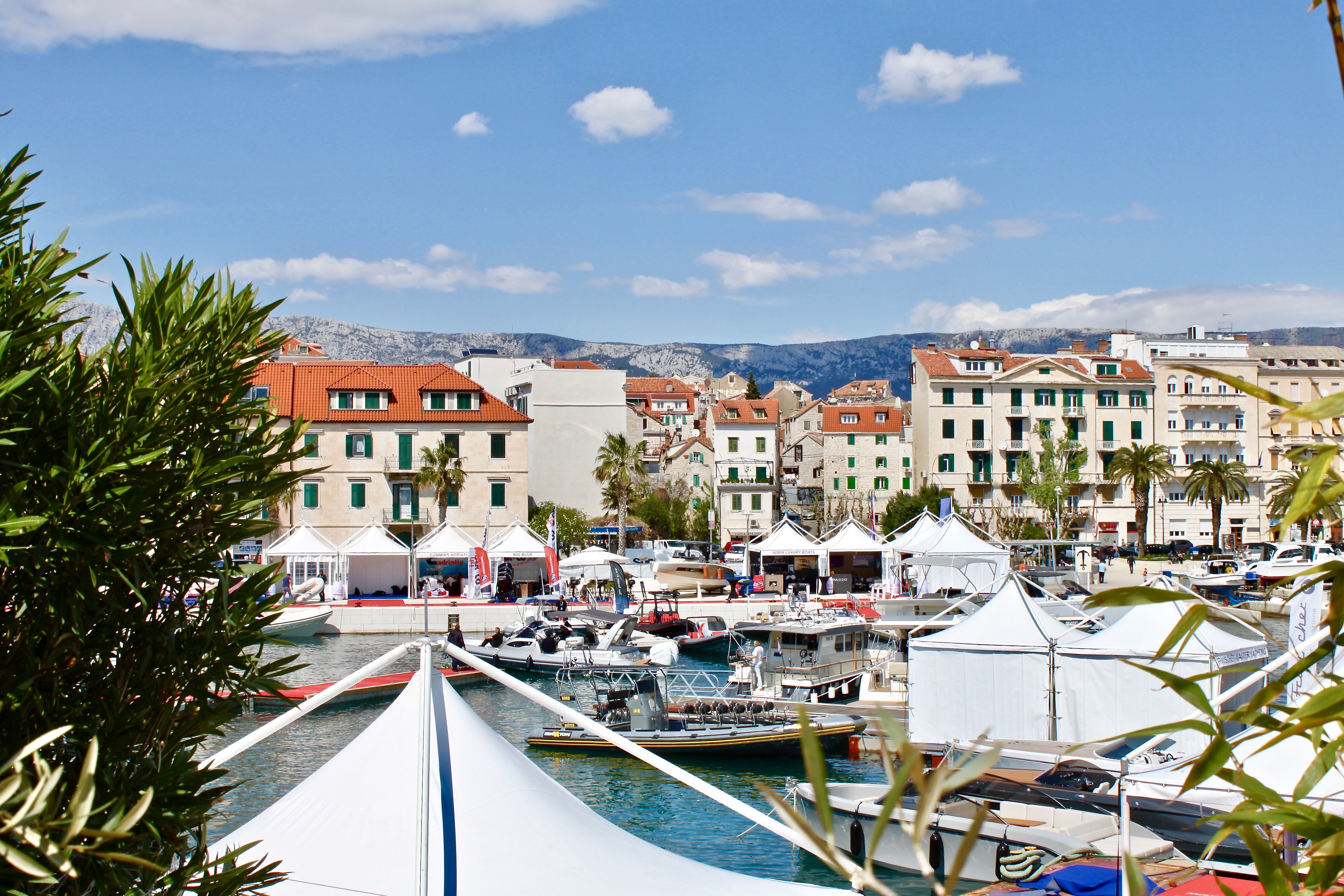 Galeria Valeria Downtown - Quaint & Elegant Hotels - фото