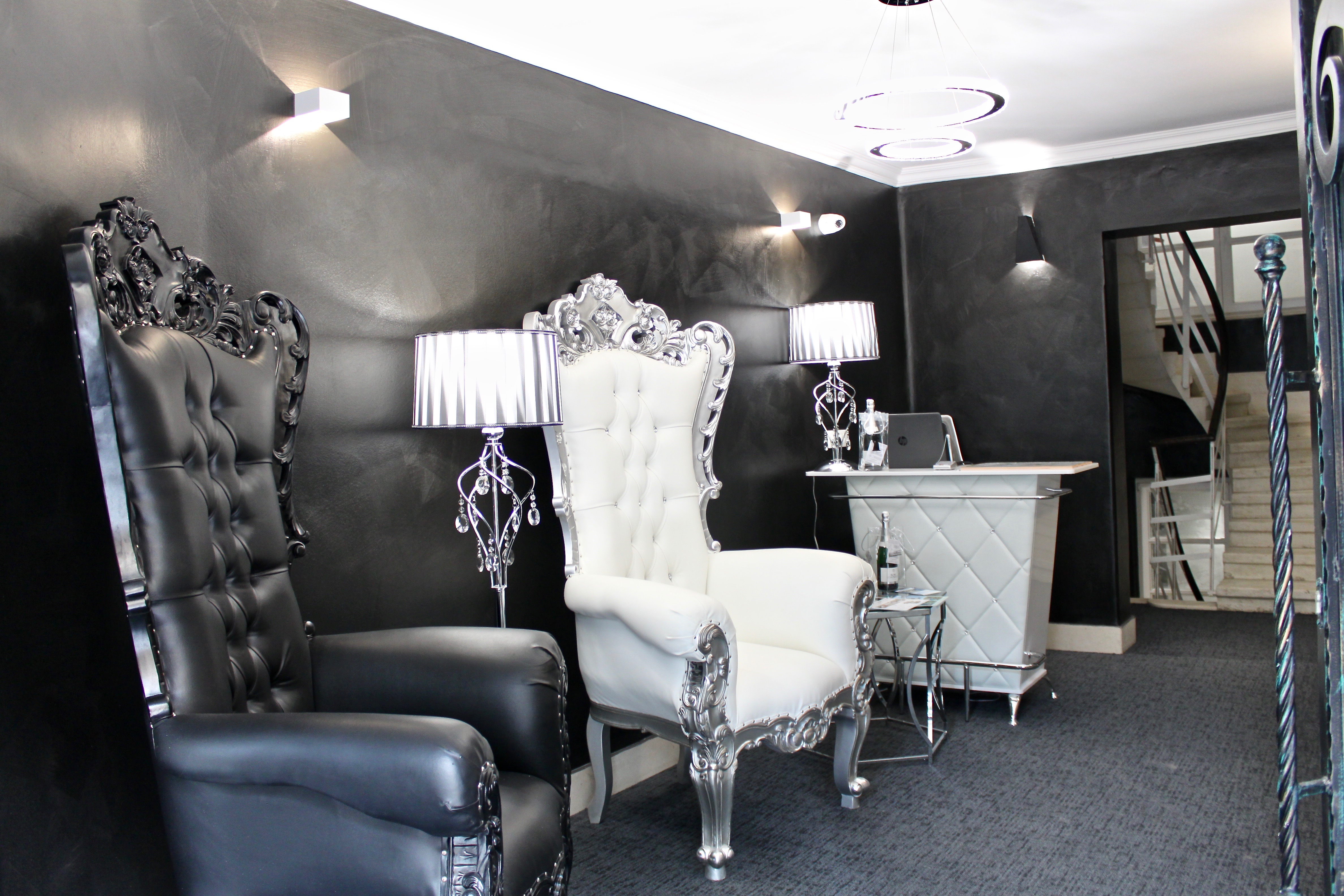 Galeria Valeria Downtown - Quaint & Elegant Hotels - фото