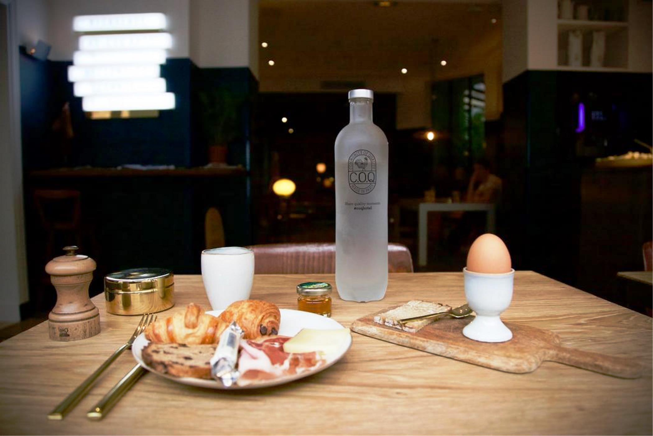 Coq Hotel (Community of Quality)