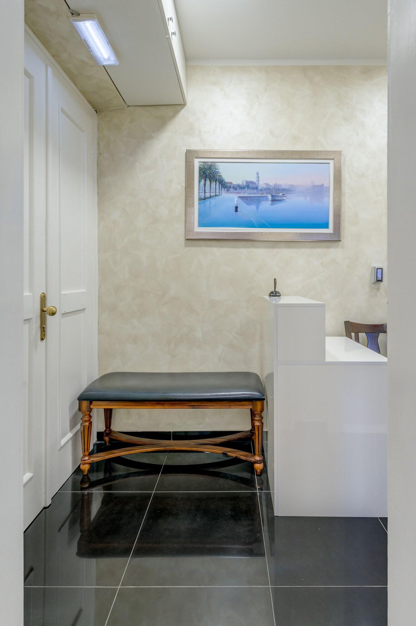 Metropole Luxury Rooms - фото