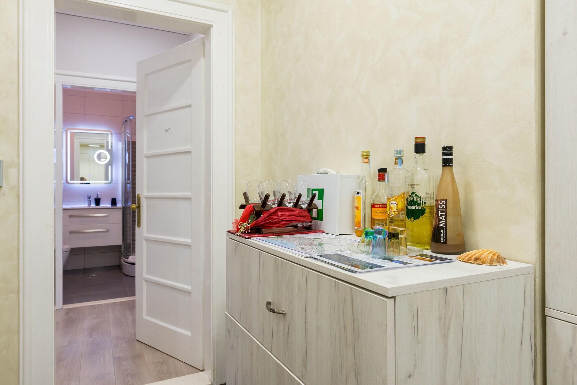 Metropole Luxury Rooms - фото