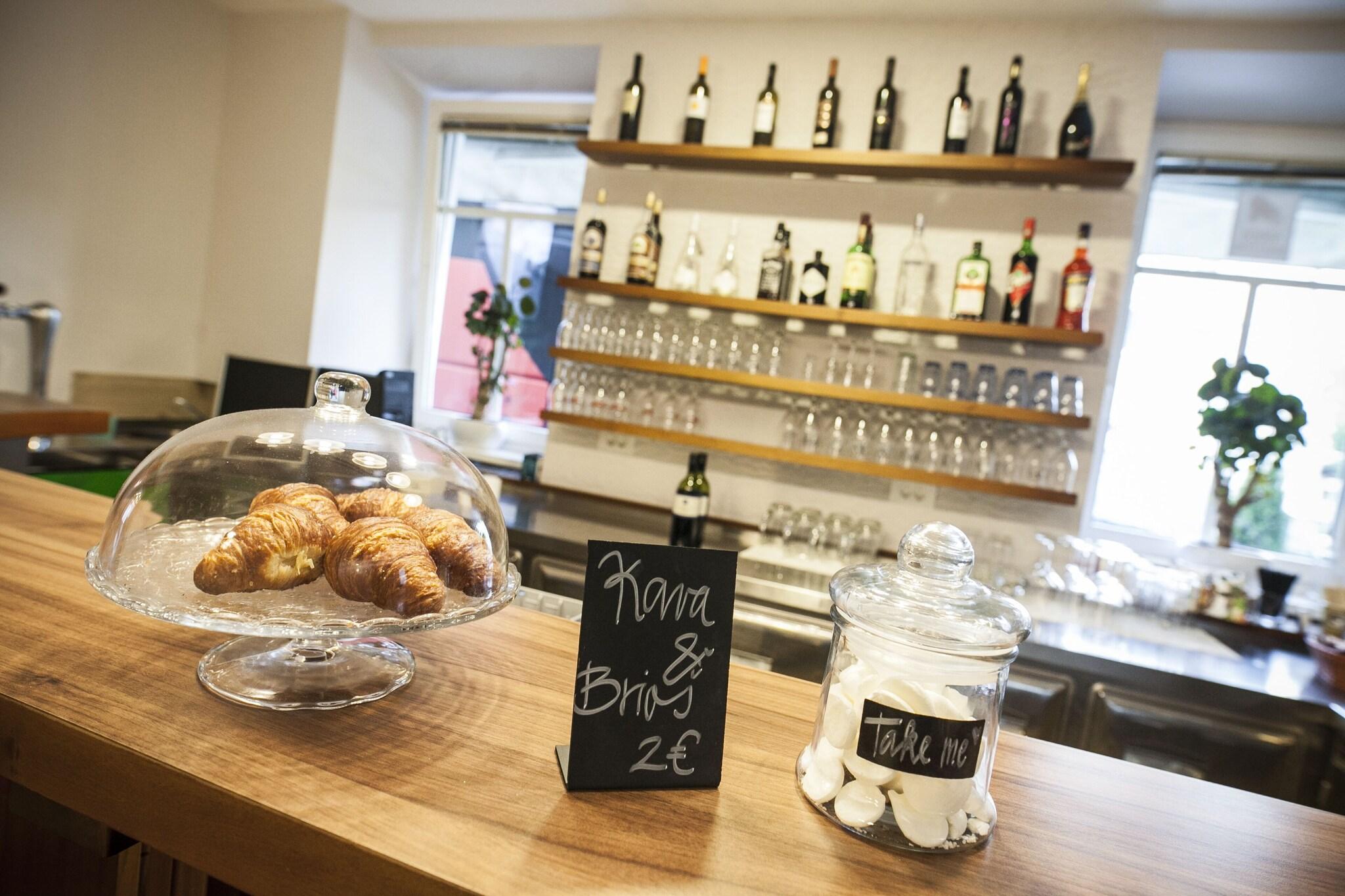 Hotel Center by null