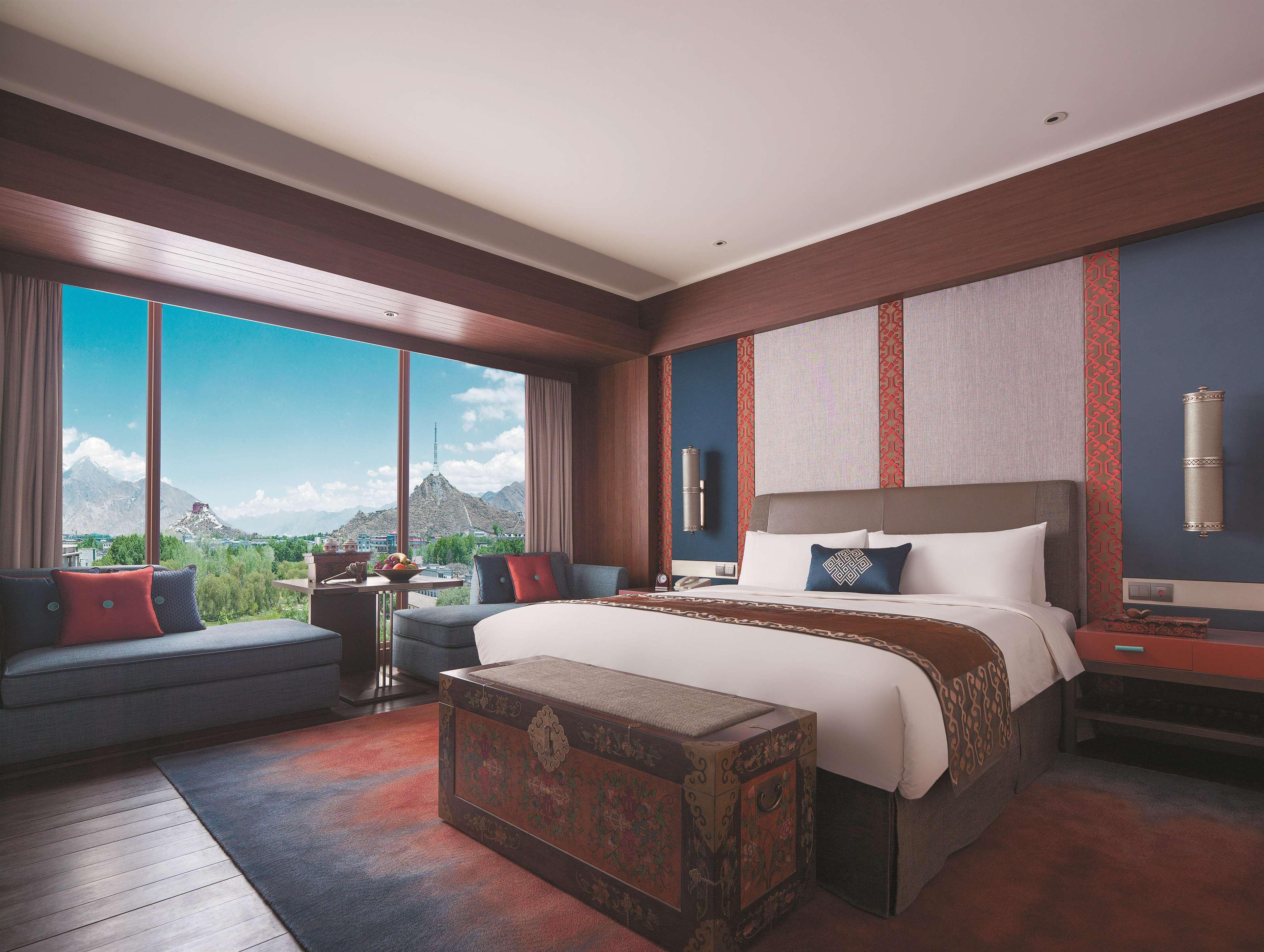 Shangri La Hotel Lhasa by null