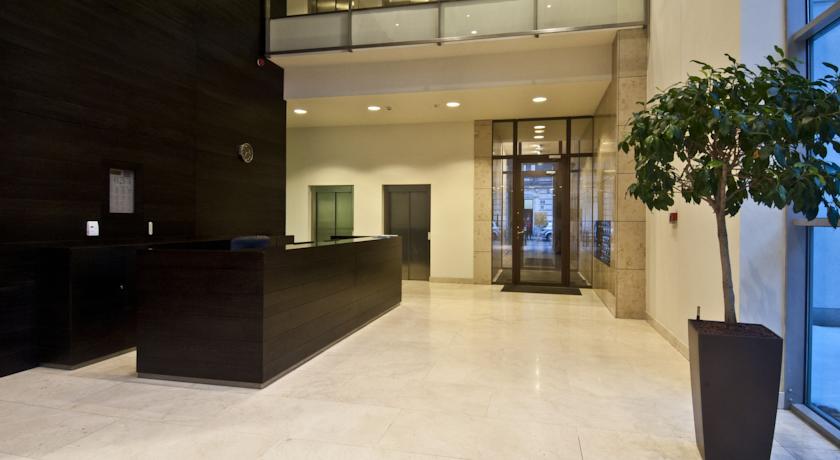 Angel Plaza Apartments