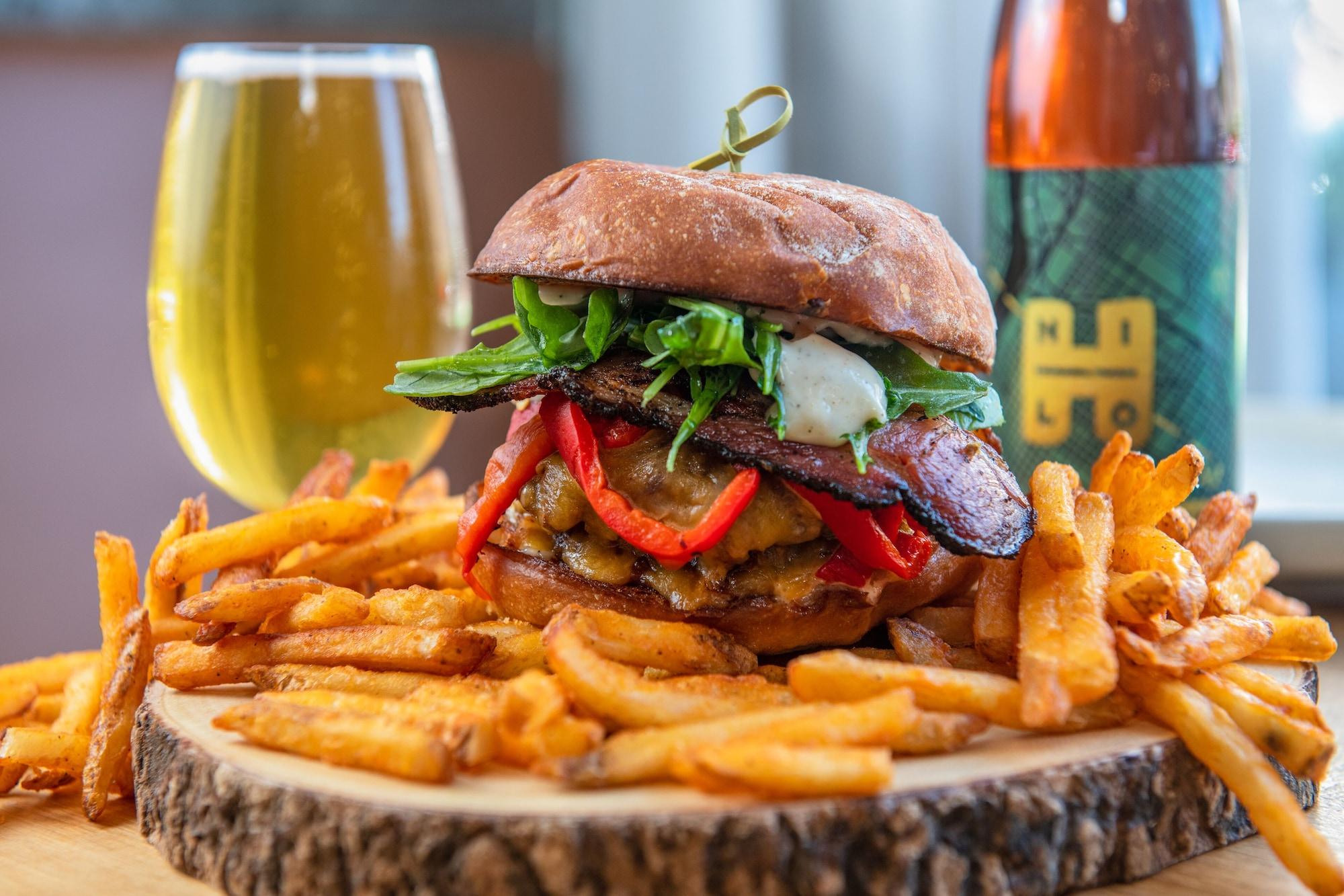 Hi-Lo Hotel, Autograph Collection by null