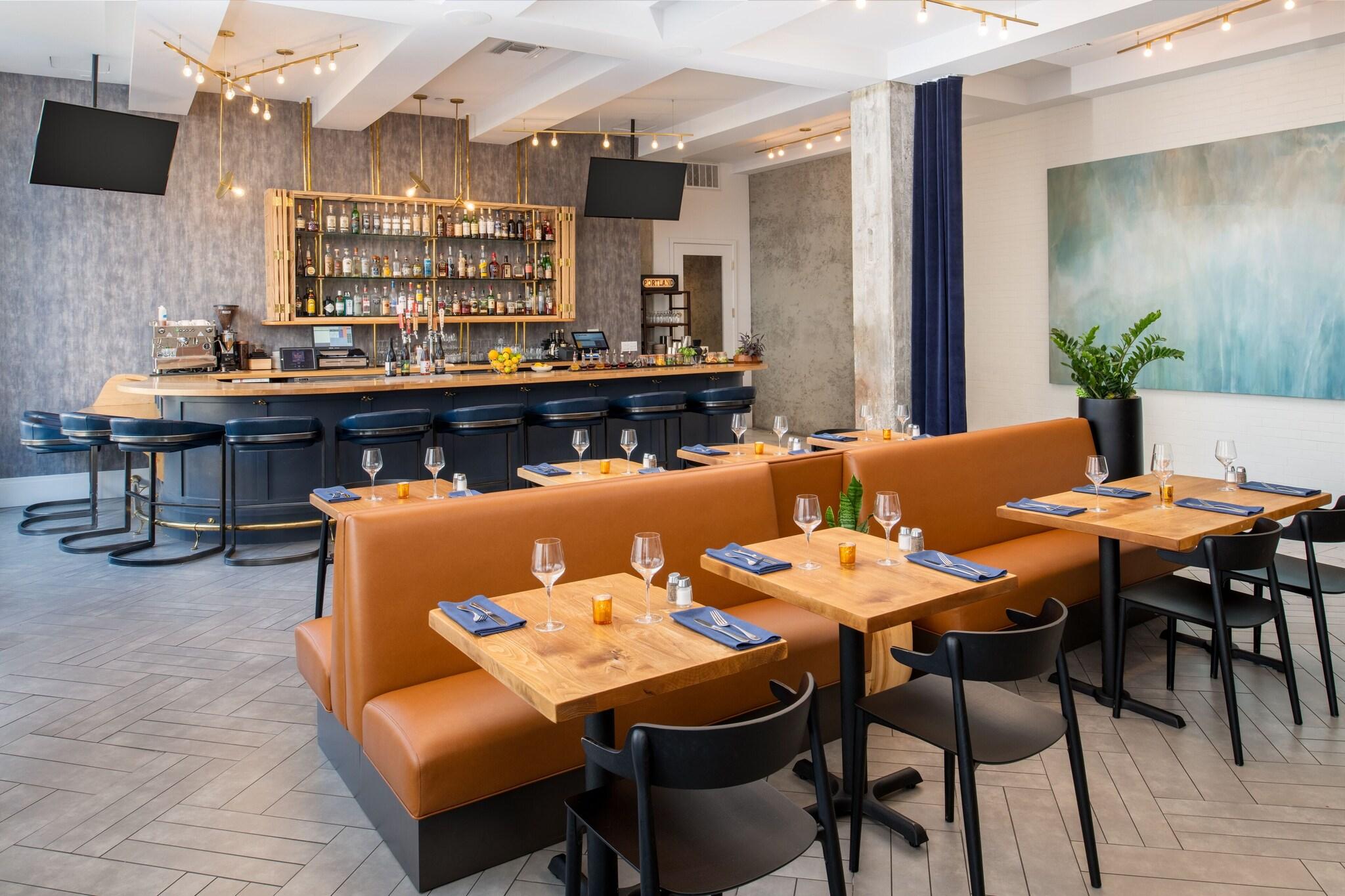 Hi-Lo Hotel, Autograph Collection by null