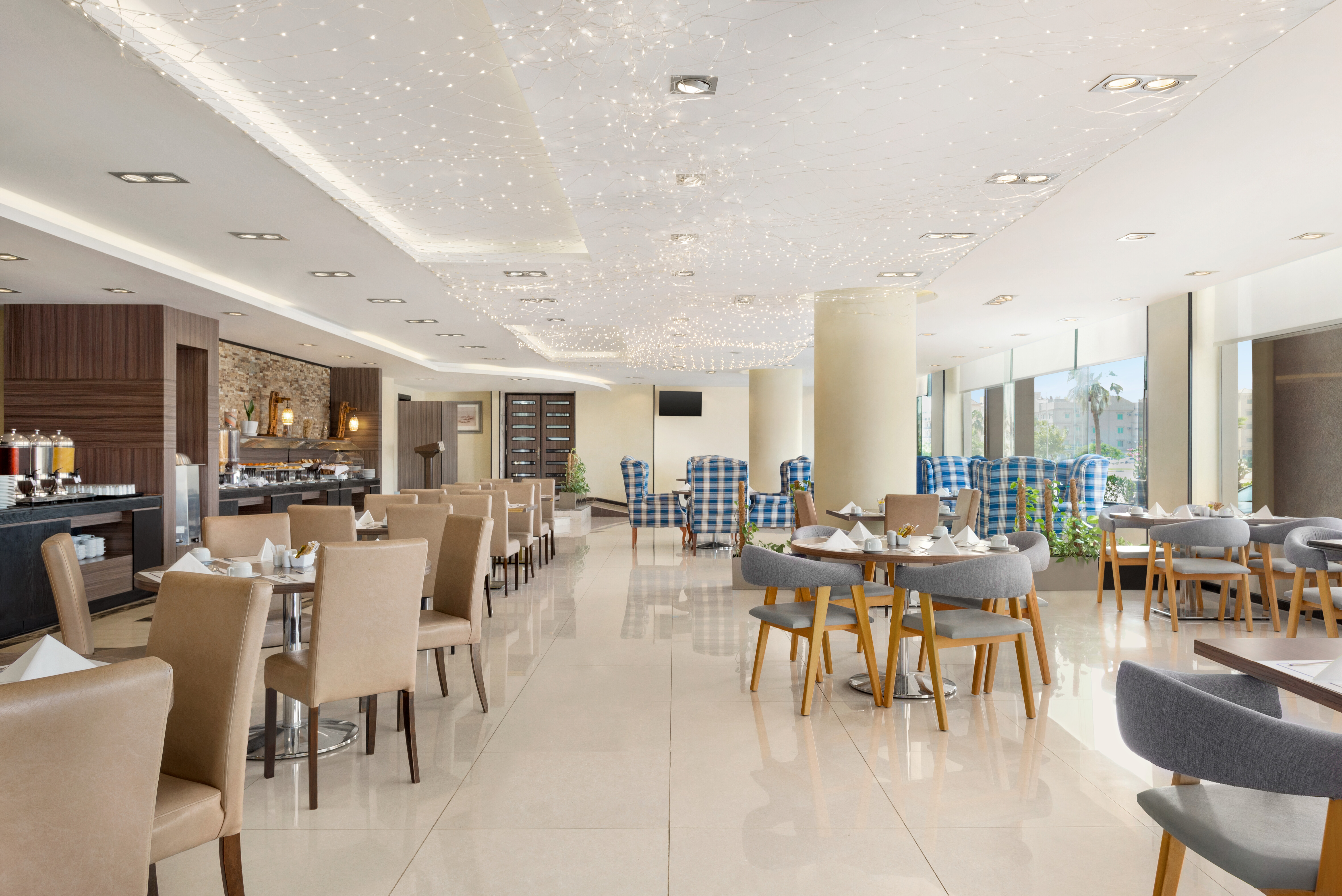 Howard Johnson By Wyndham Dammam