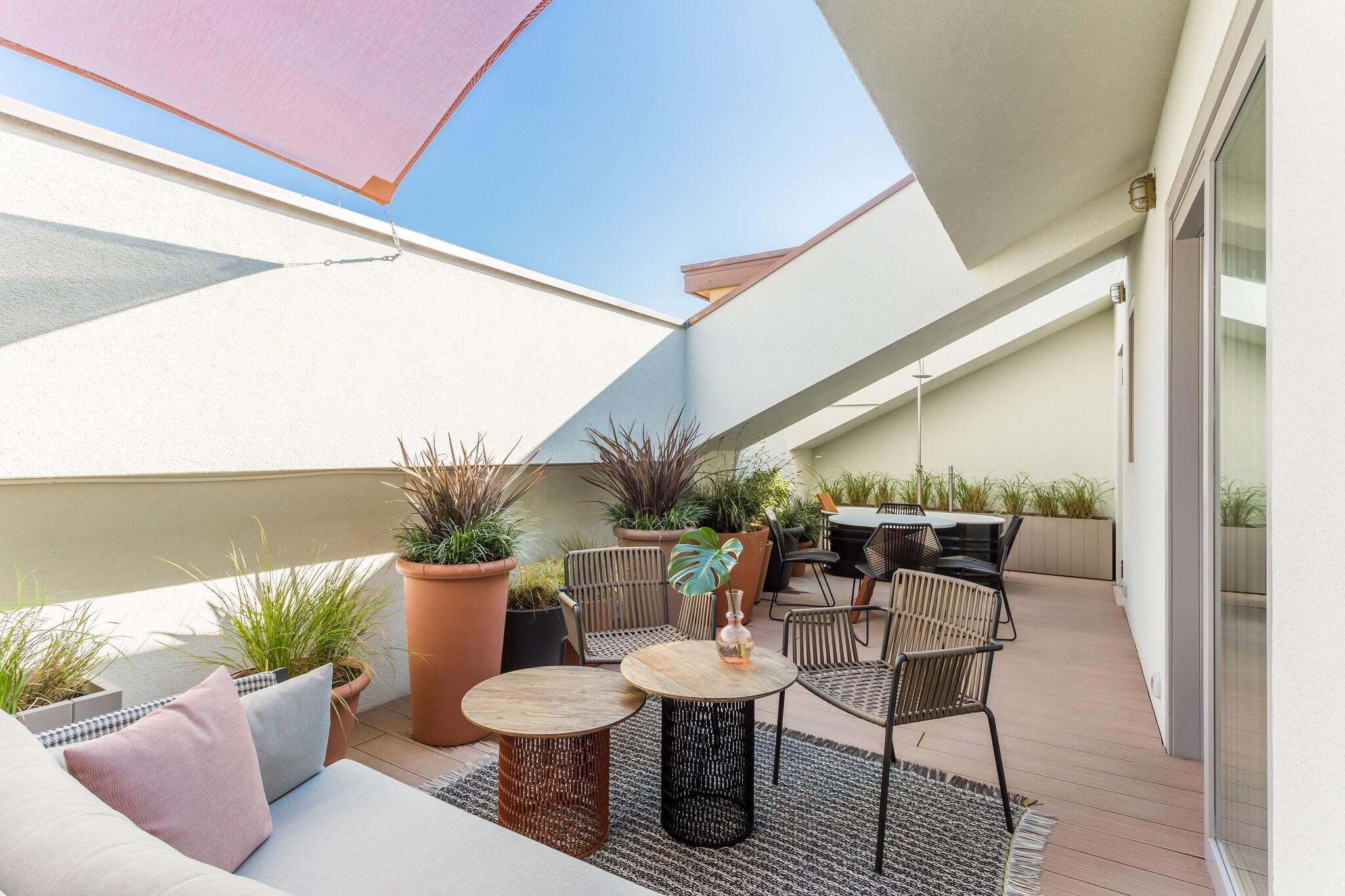 Room Mate Giulia by null