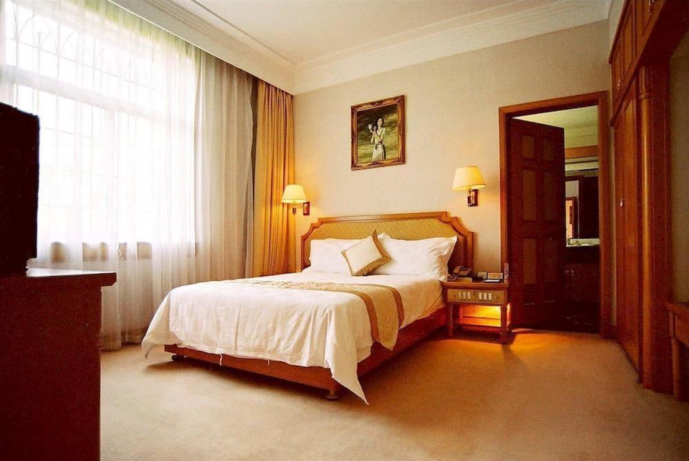 Marine Garden Hotel