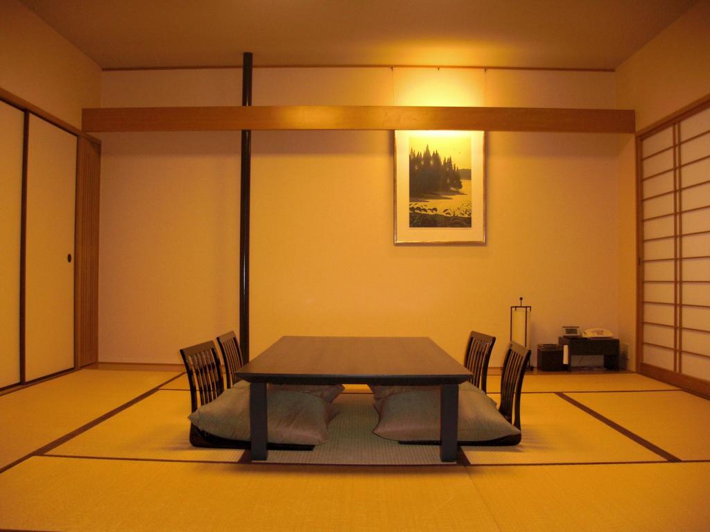 Urawa Royal Pines Hotel