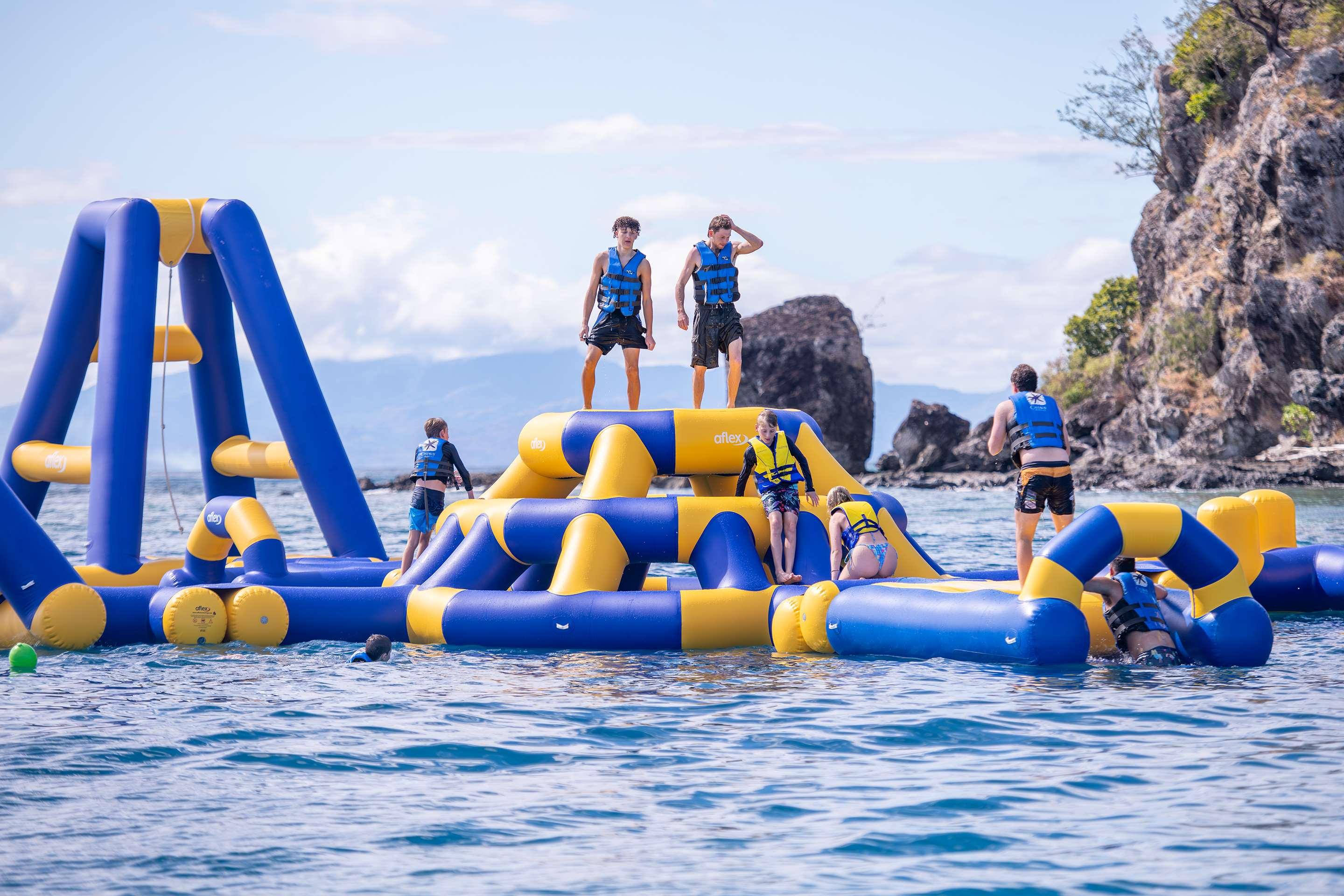 Castaway Island, Fiji by null