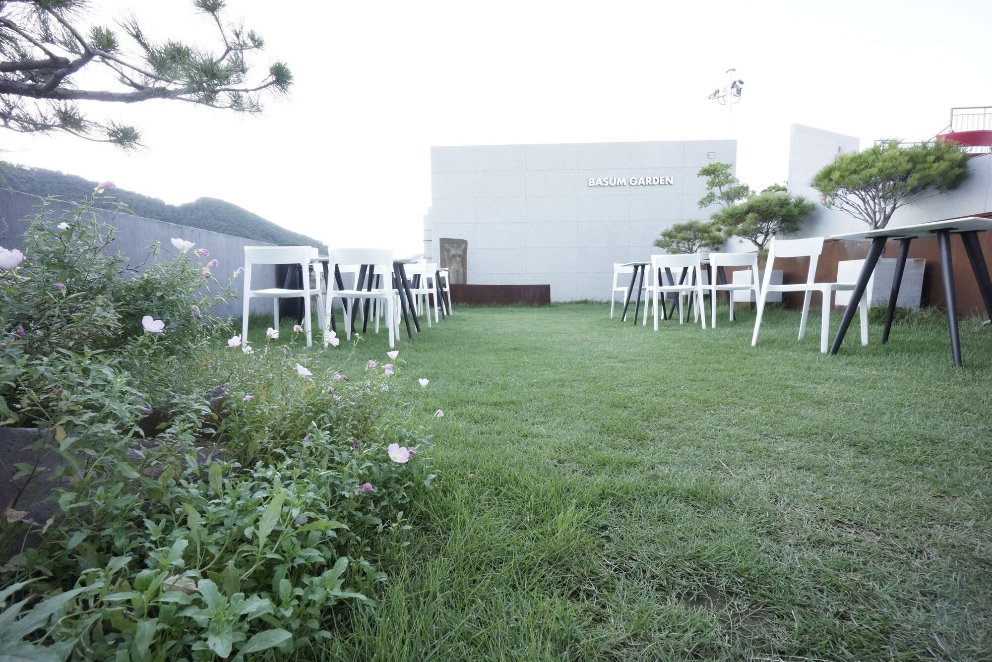 Hotel Matthieu (Ex. Yeosu Tourist Hotel)