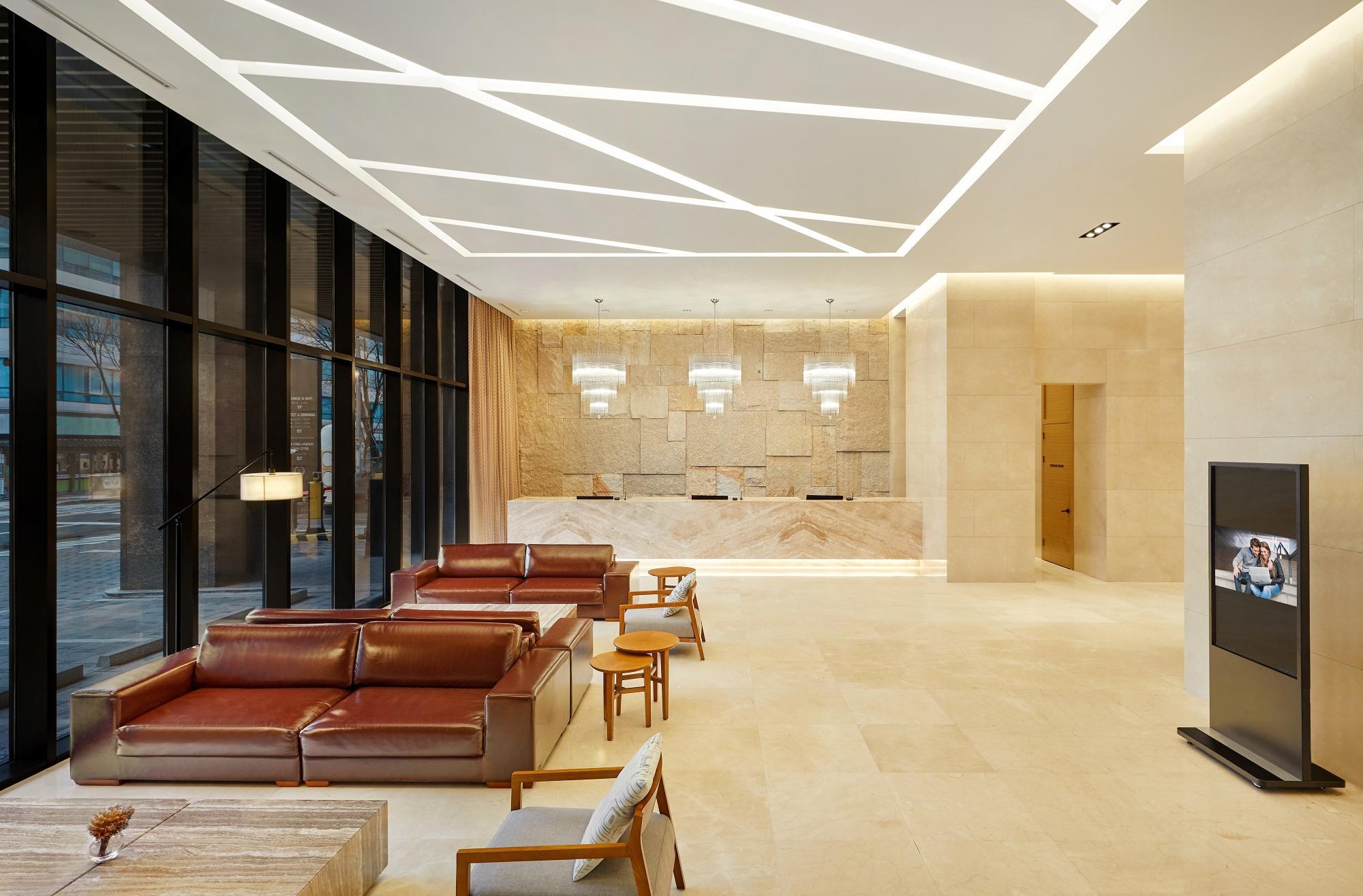 SR Hotel Suites