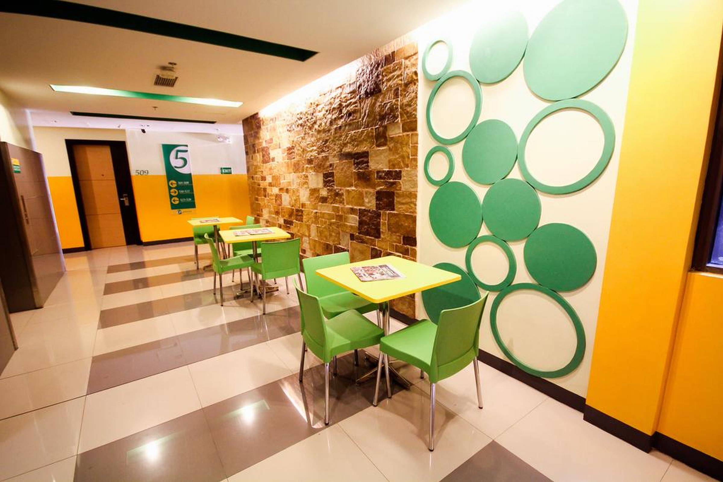 Go Hotels Iloilo