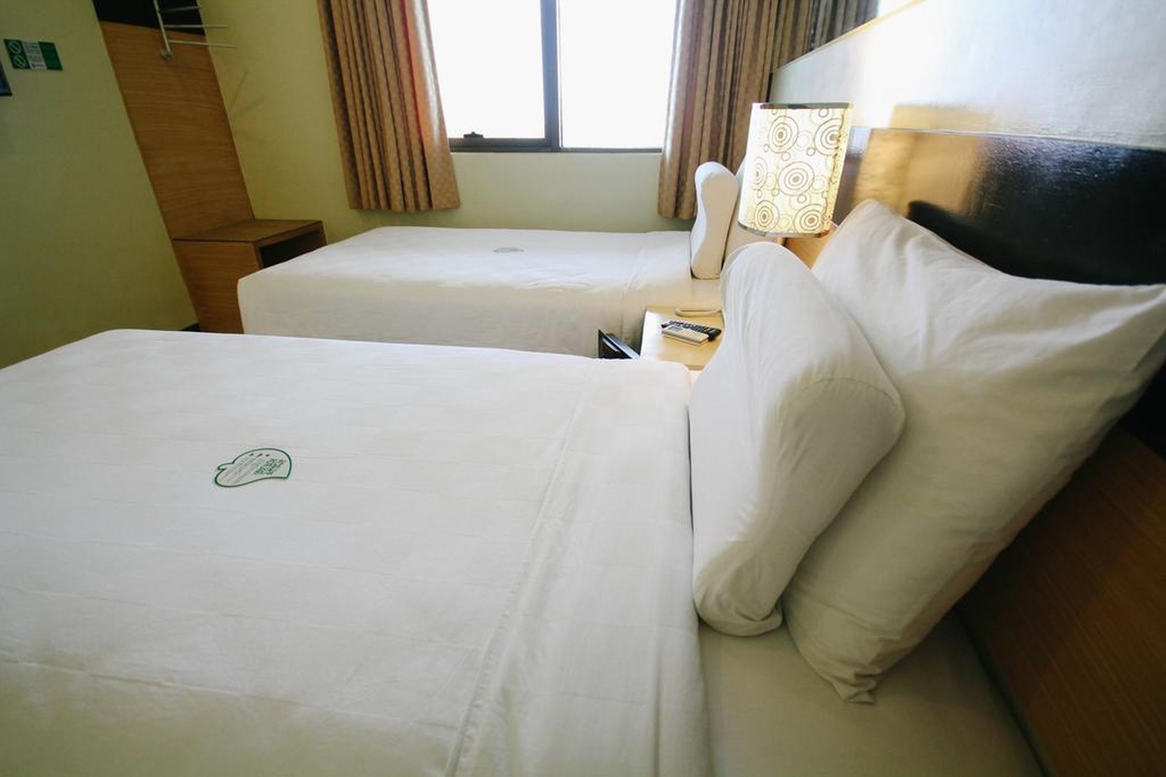 Go Hotels Iloilo by null