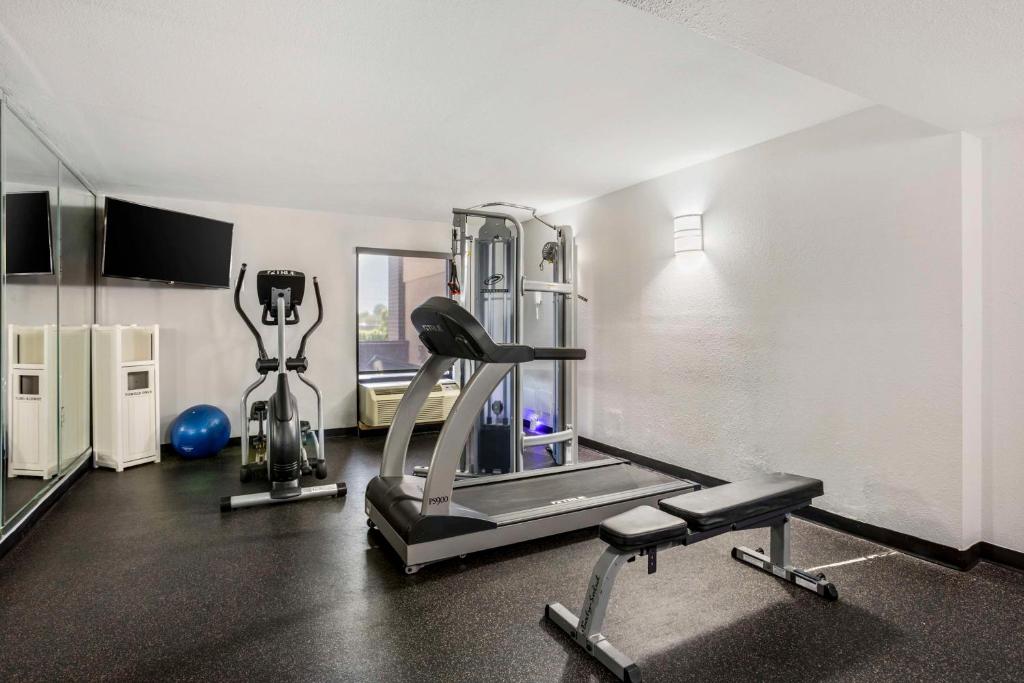 Best Western Plus Jonesboro Inn & Suites